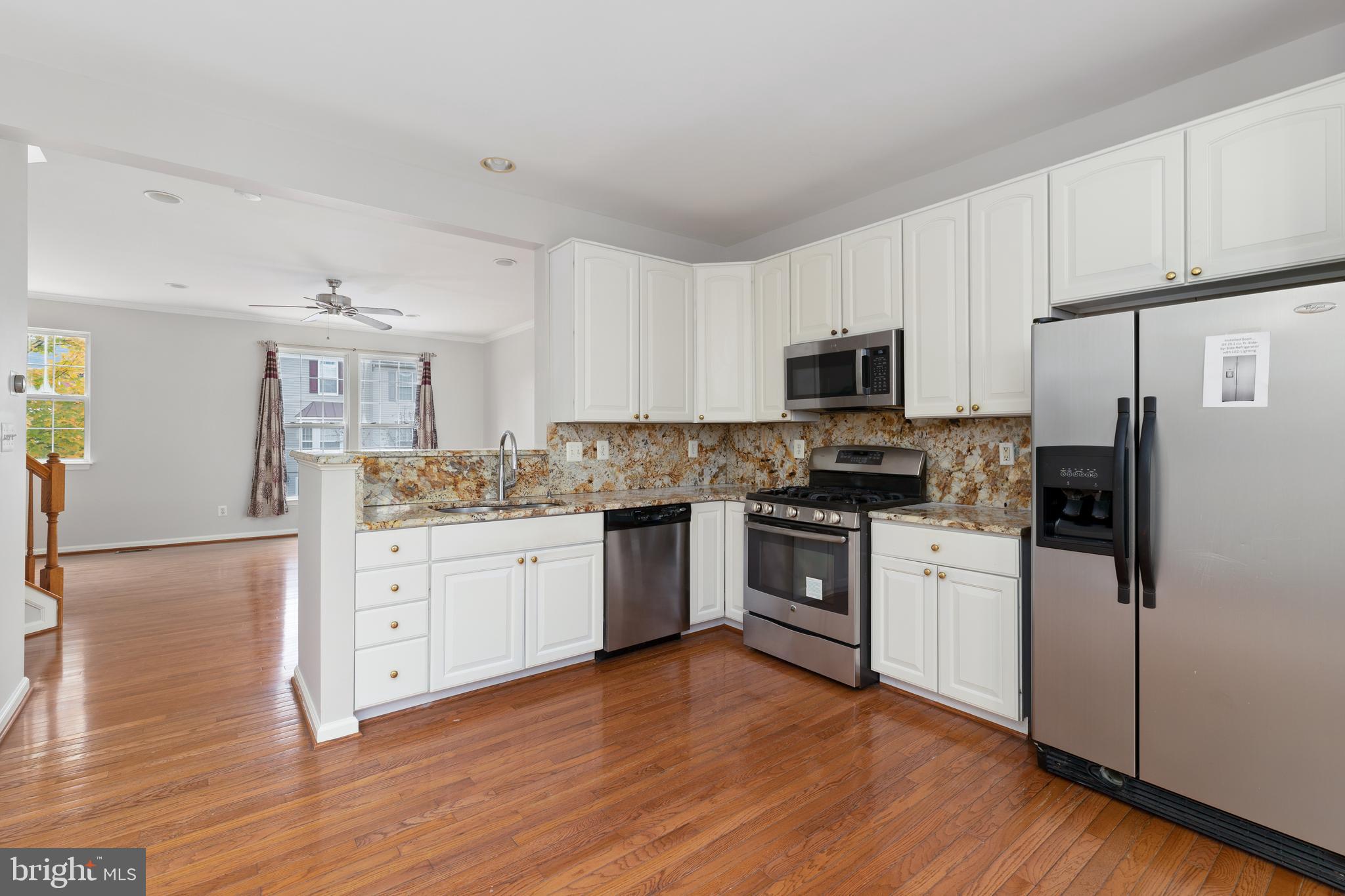 WELLESLEY - Residential Lease