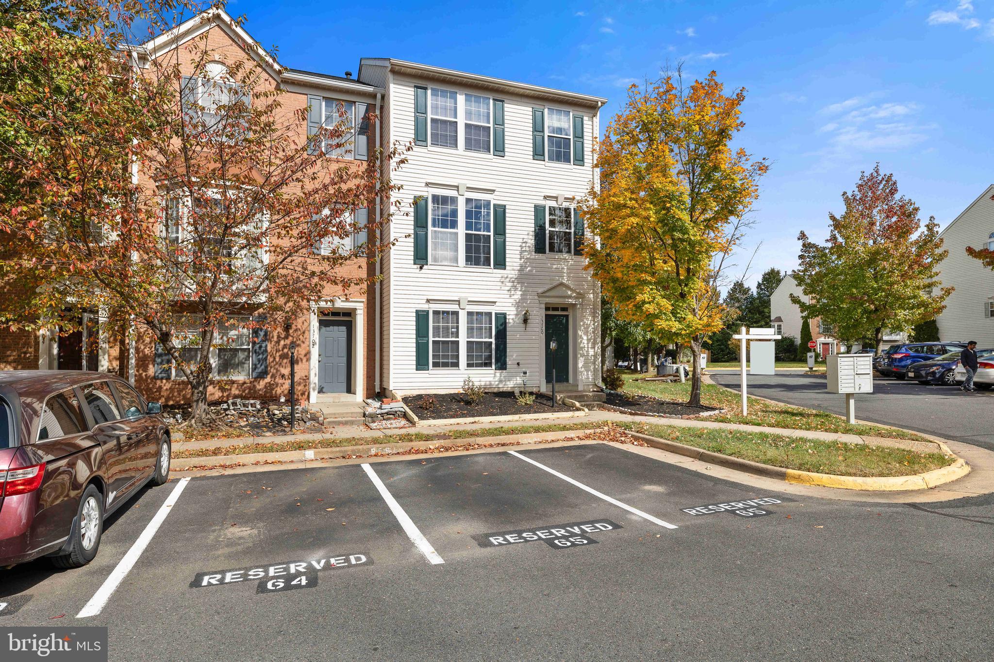 WELLESLEY - Residential Lease