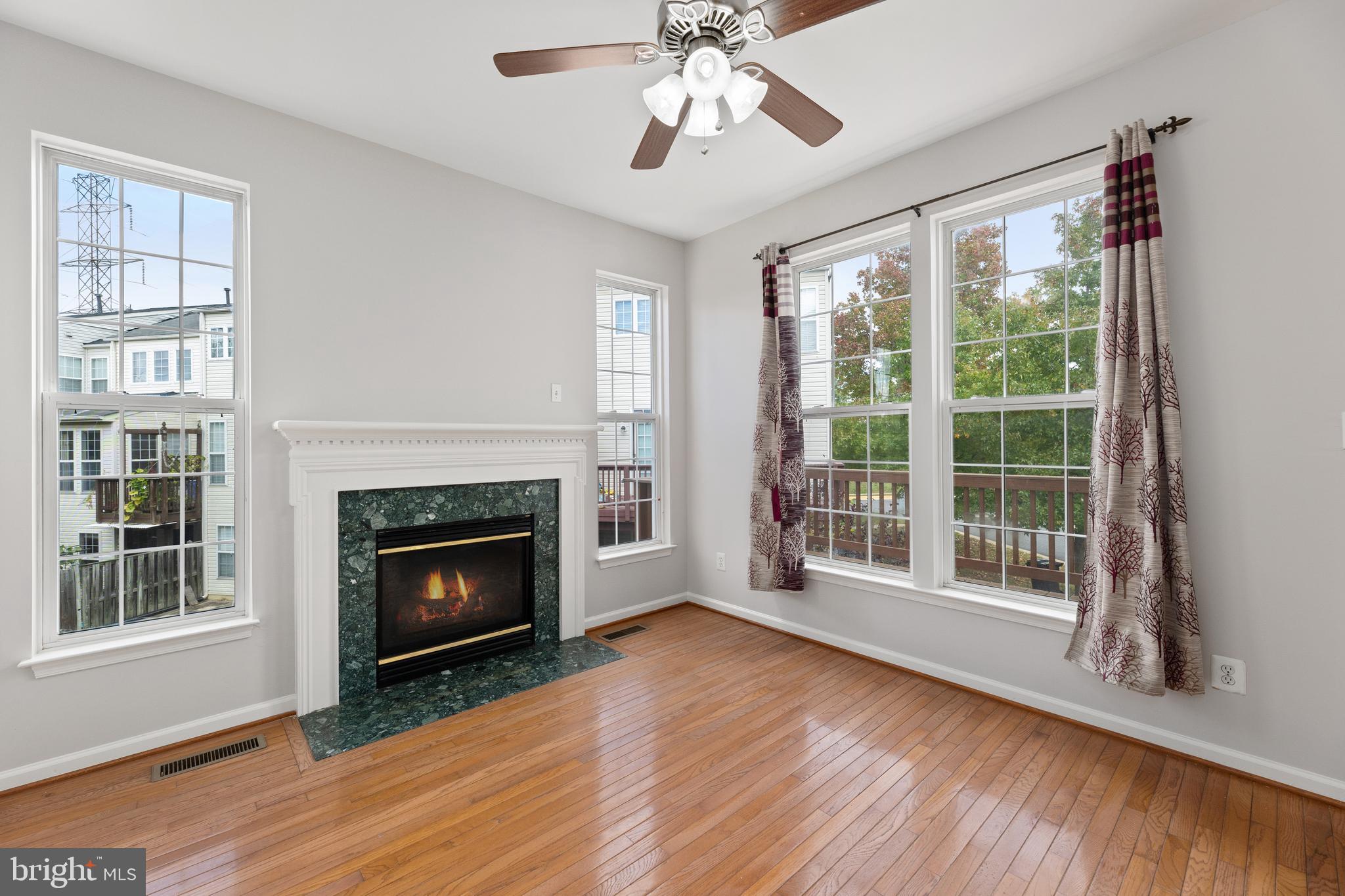 WELLESLEY - Residential Lease