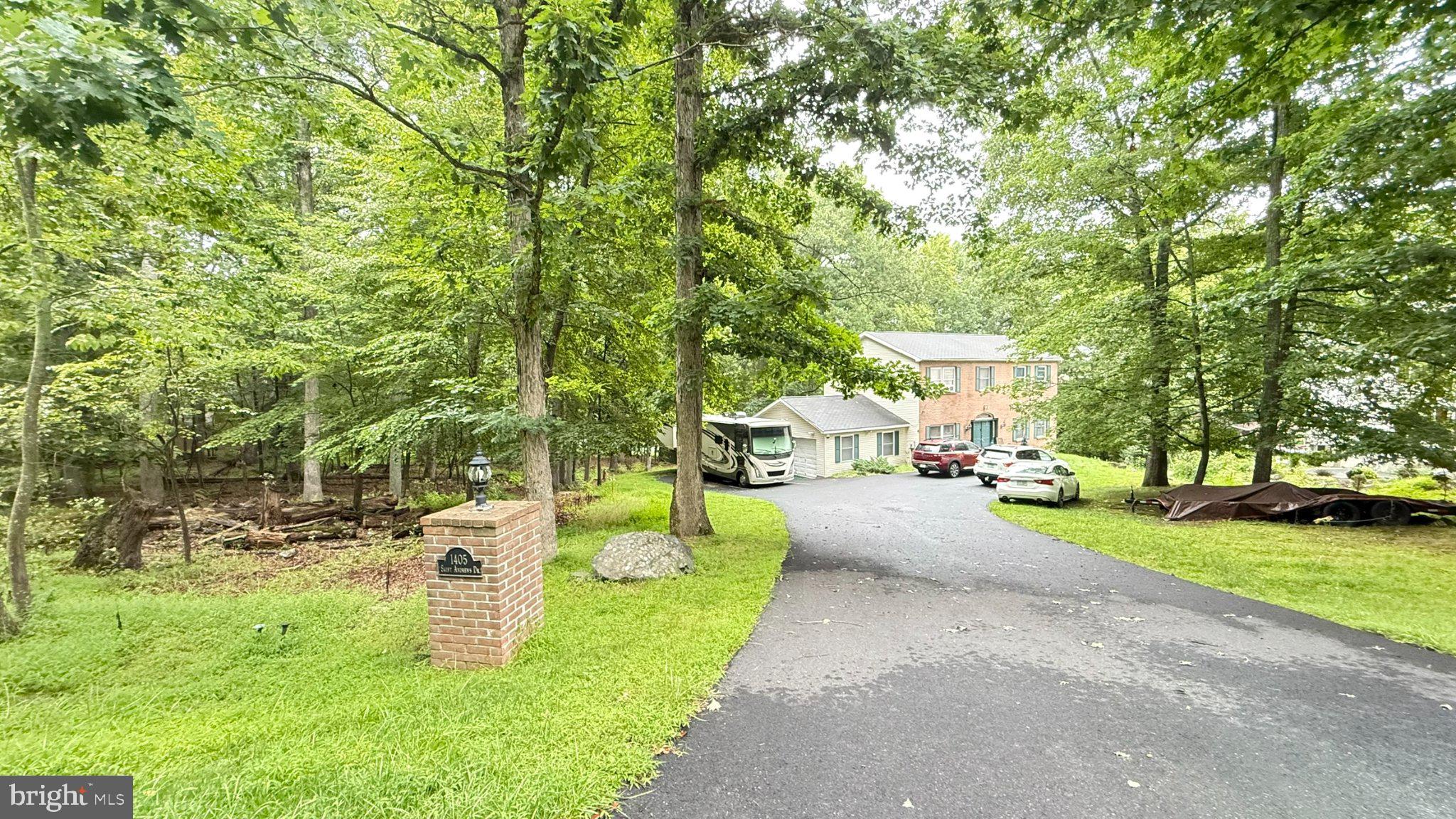 193 ST ANDREWS DRIVE