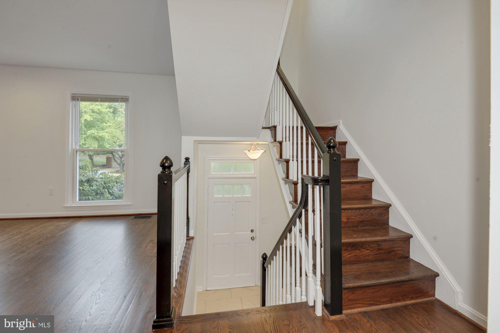 COUNCIL SQUARE - Residential Lease