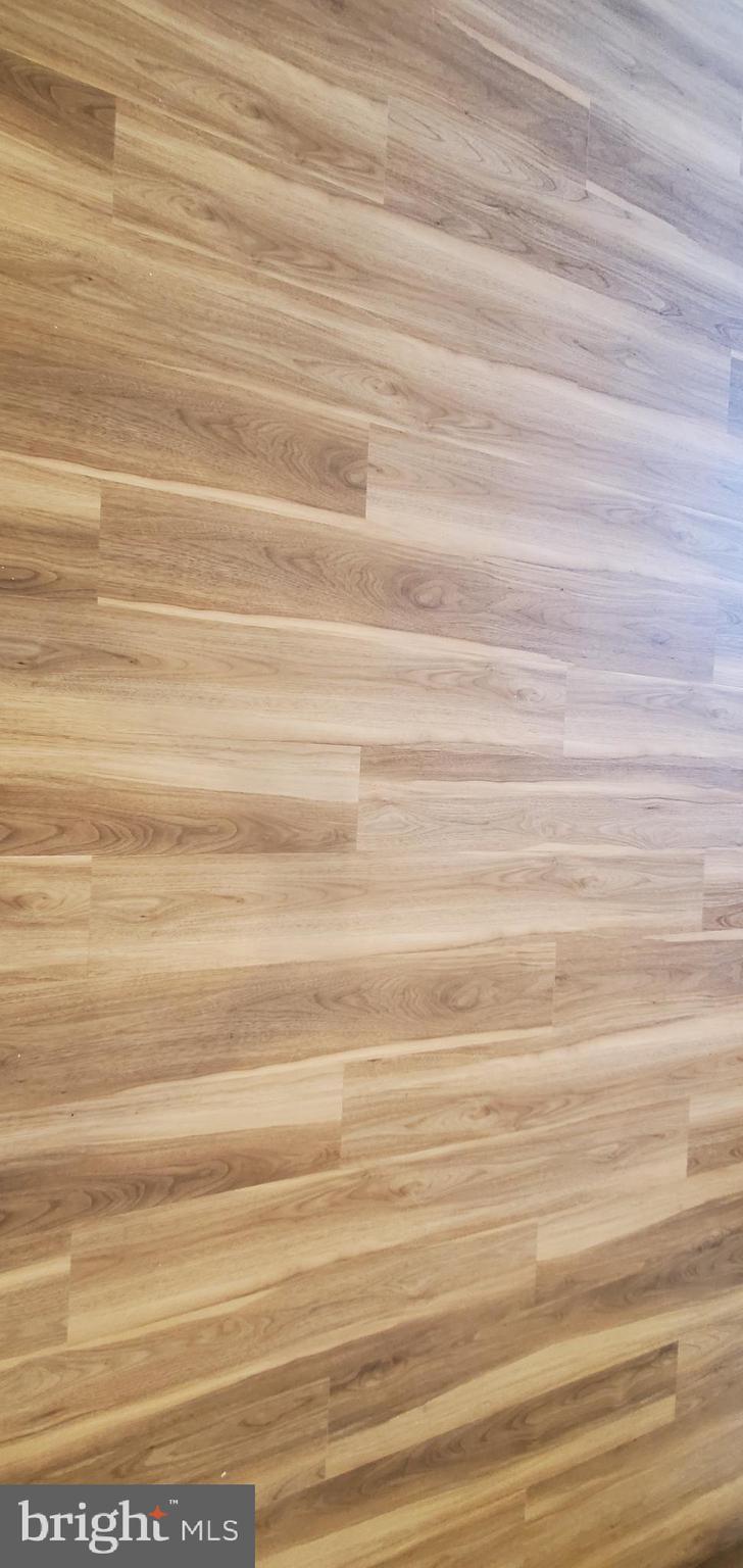 COUNCIL SQUARE - Residential Lease