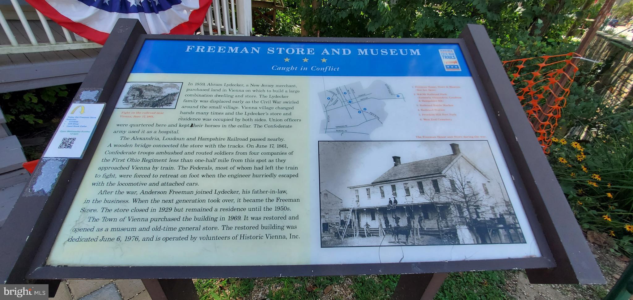 COUNCIL SQUARE - Residential Lease