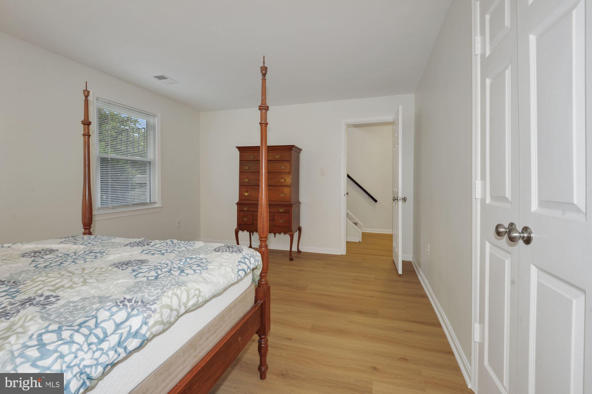 COUNCIL SQUARE - Residential Lease