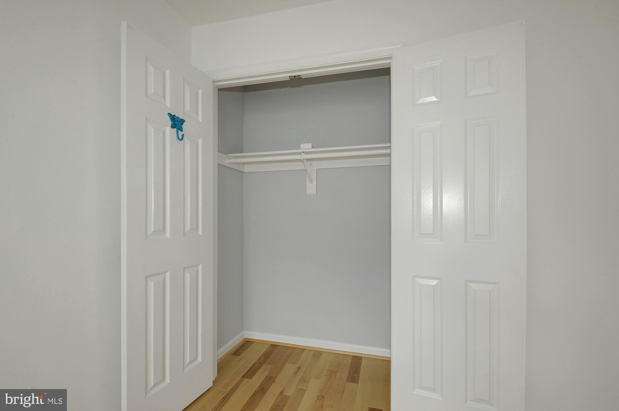 COUNCIL SQUARE - Residential Lease