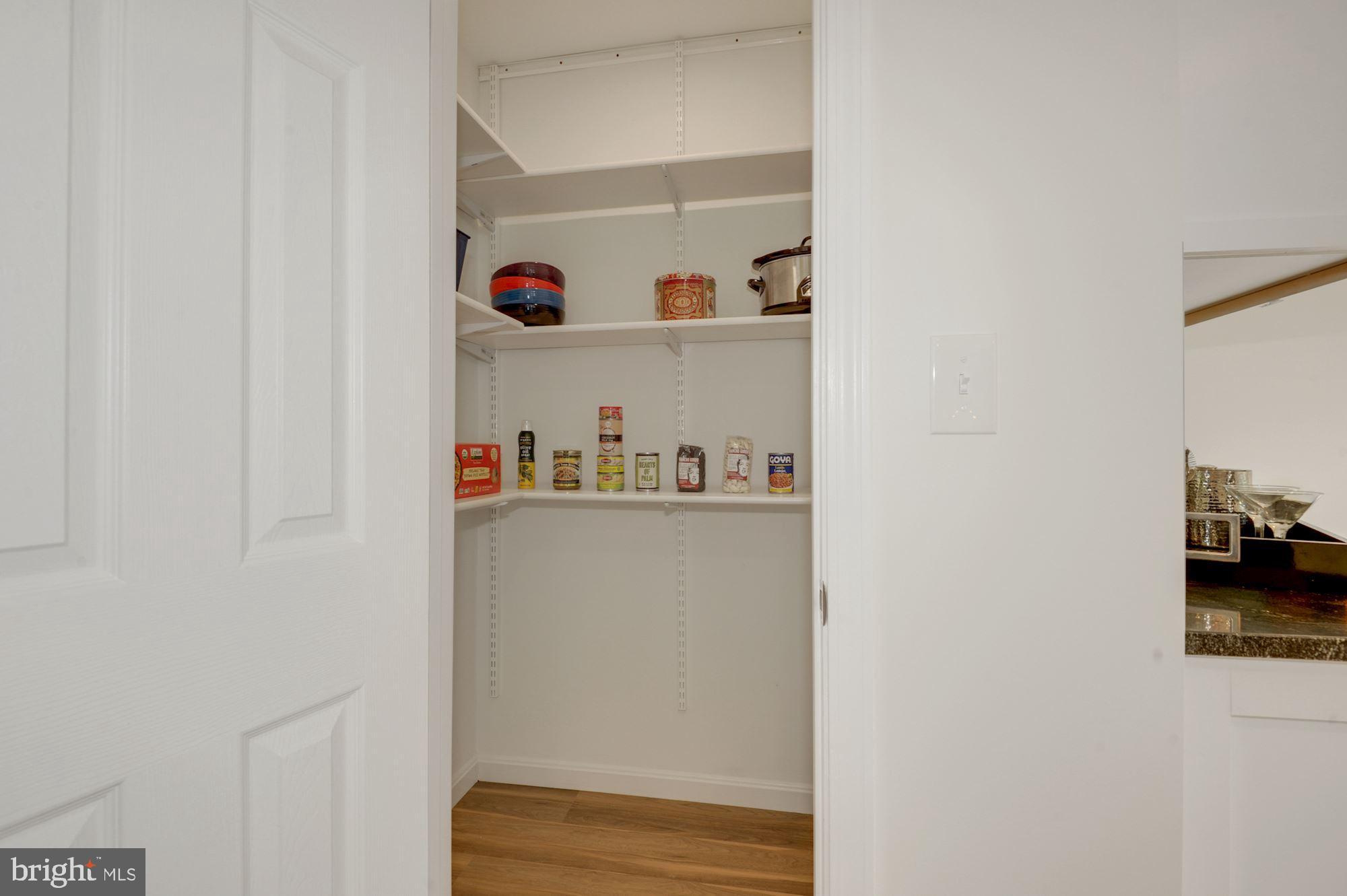 COUNCIL SQUARE - Residential Lease