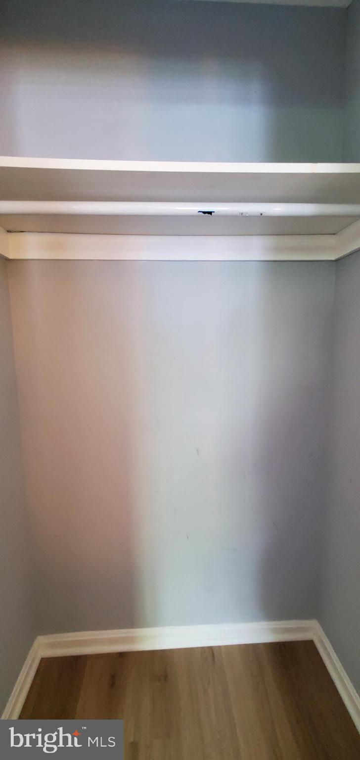 COUNCIL SQUARE - Residential Lease