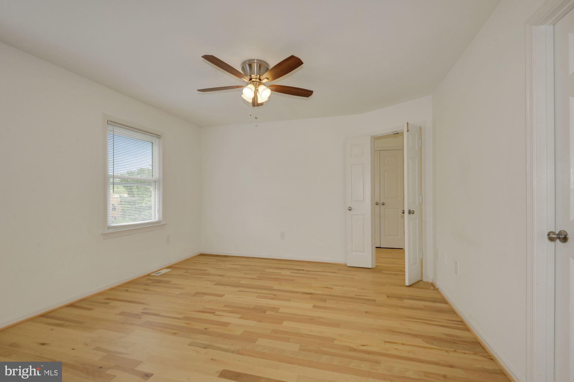 COUNCIL SQUARE - Residential Lease