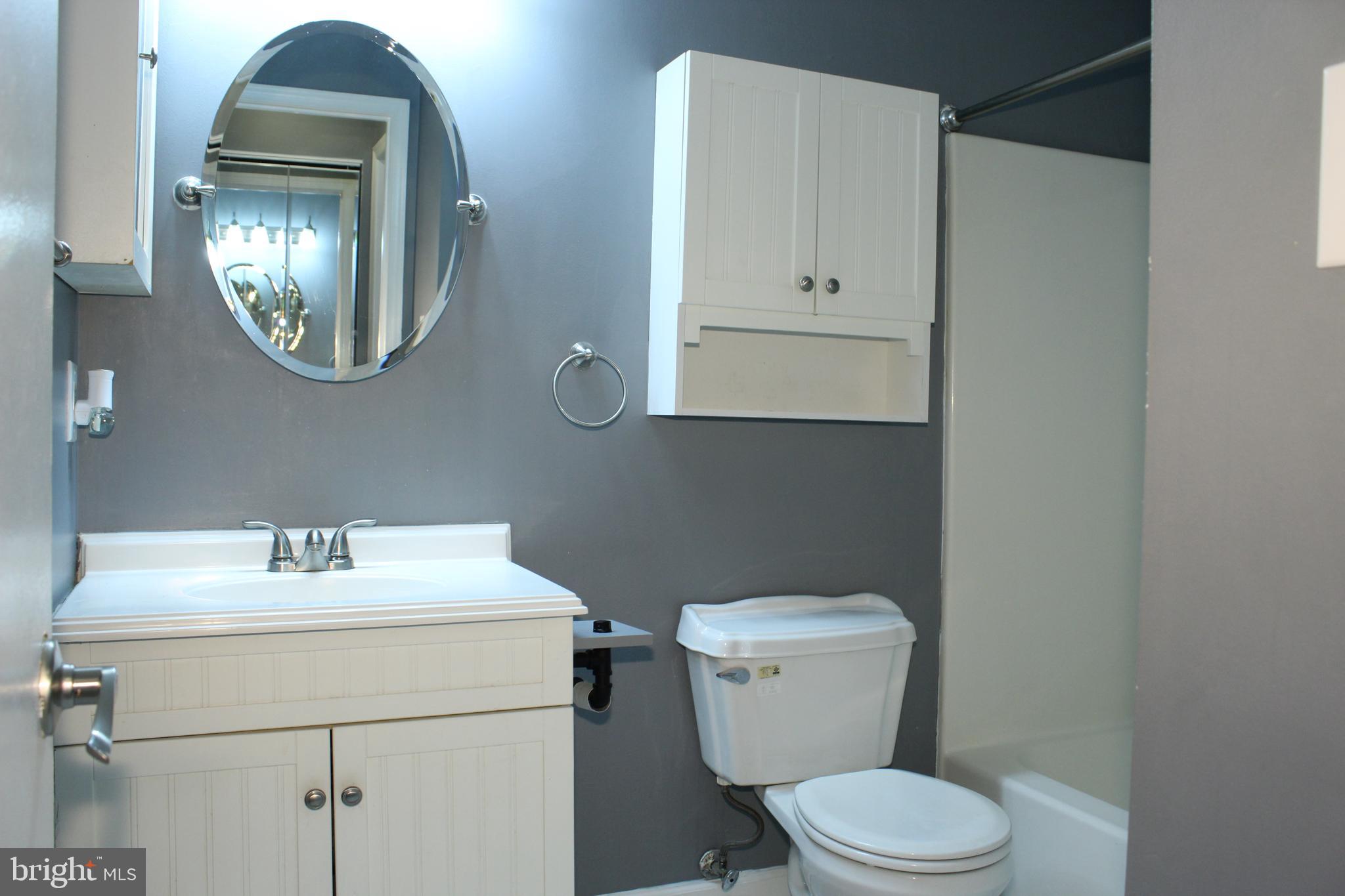 CROMWELL FOUNTAIN - Residential Lease