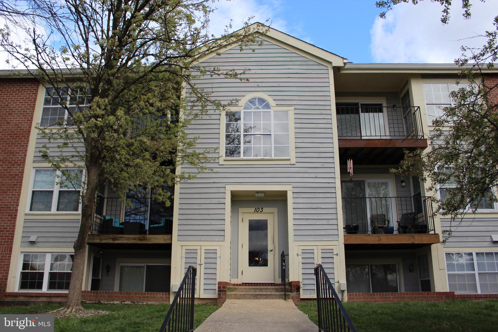 CROMWELL FOUNTAIN - Residential Lease