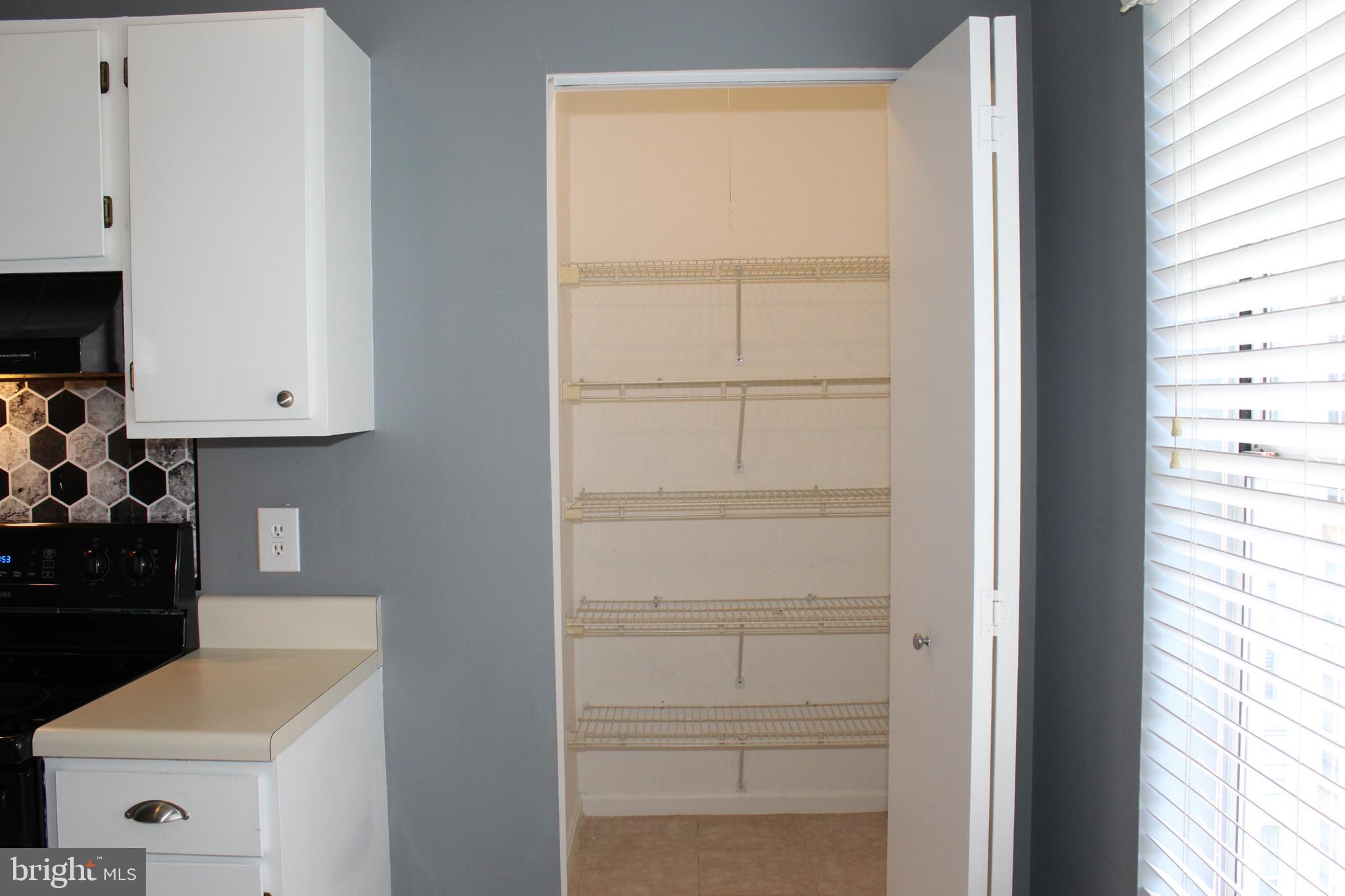 CROMWELL FOUNTAIN - Residential Lease