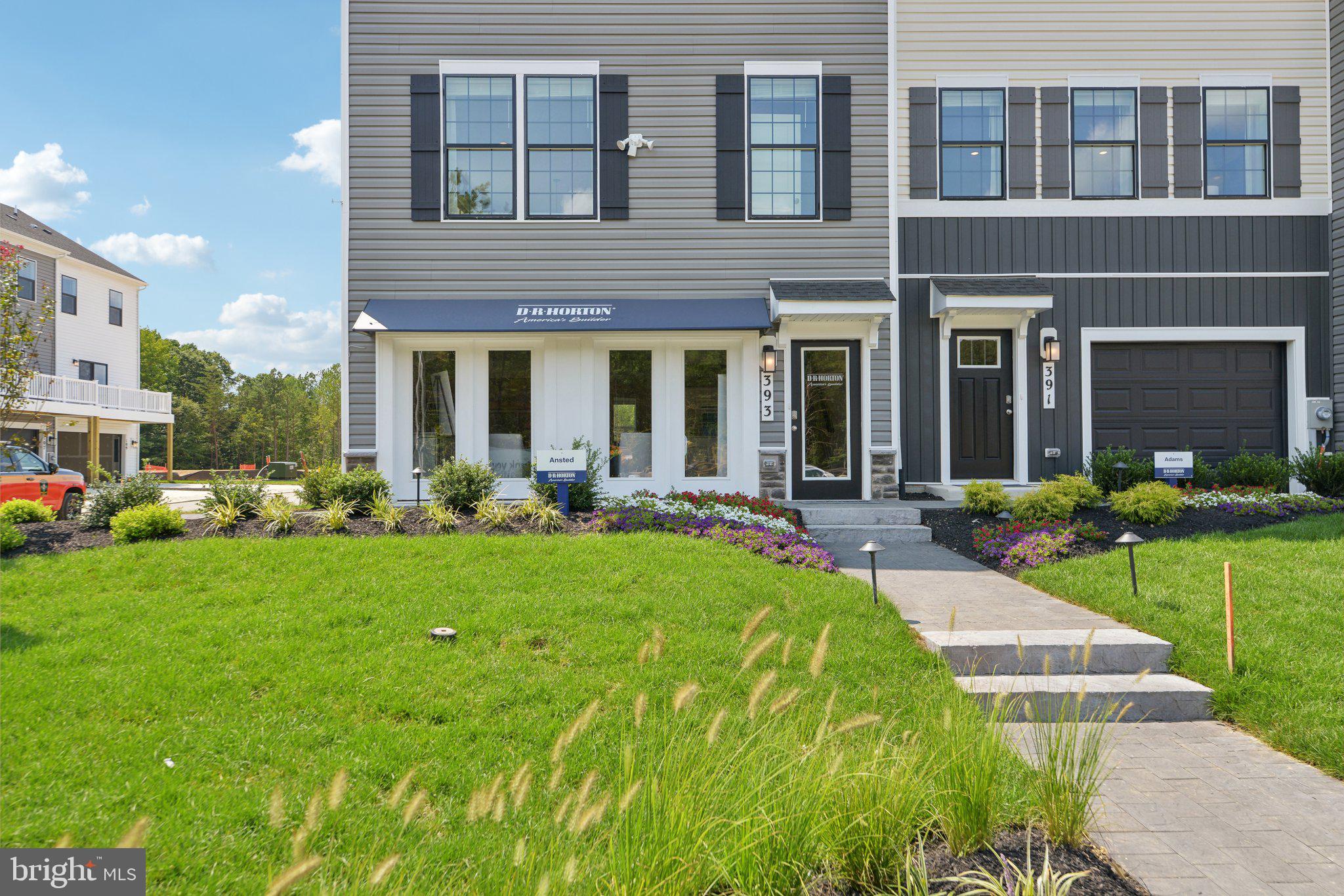 PINEGROVE - Residential