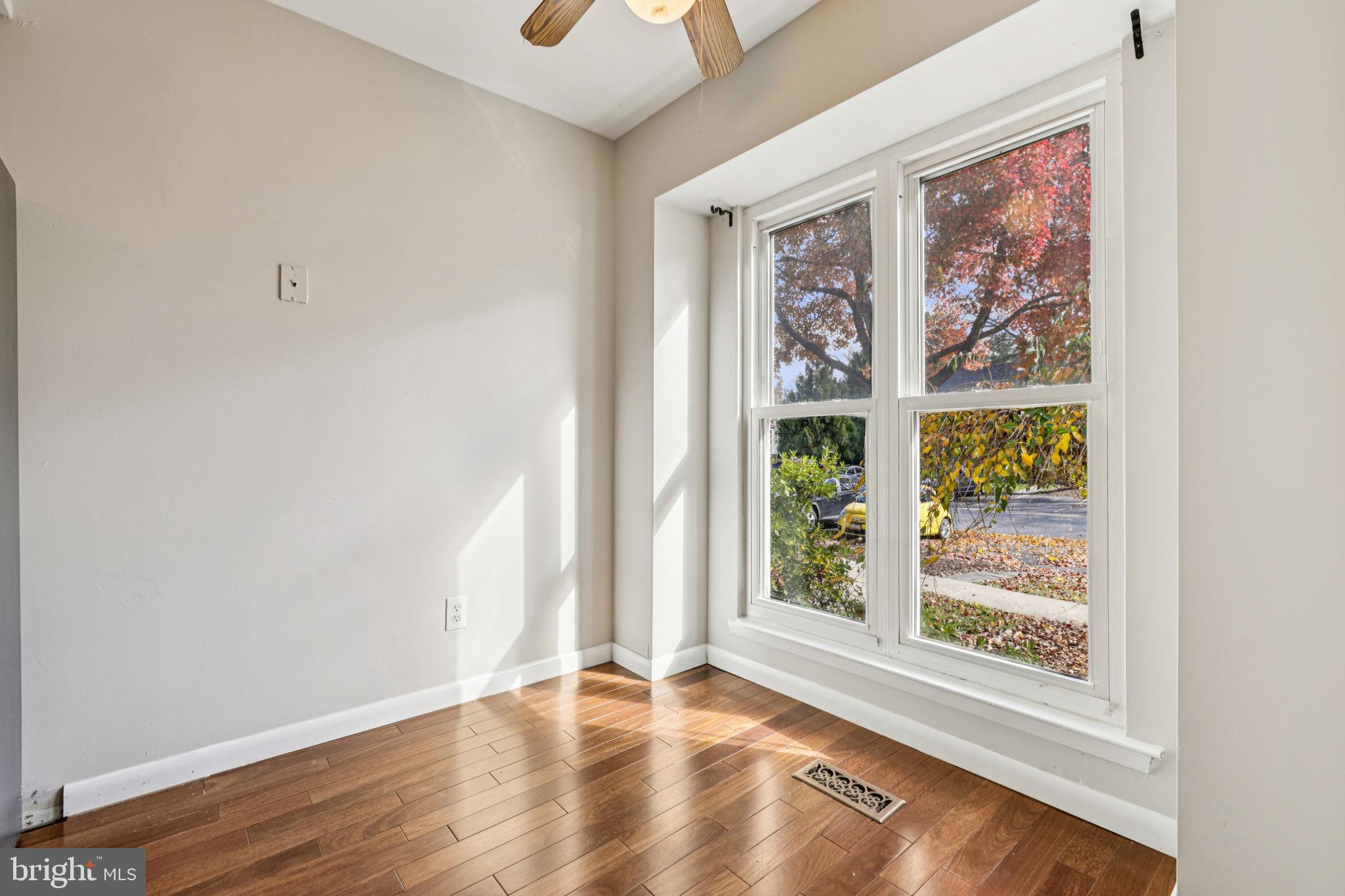 CHURCHILL TOWN SECTOR - Residential