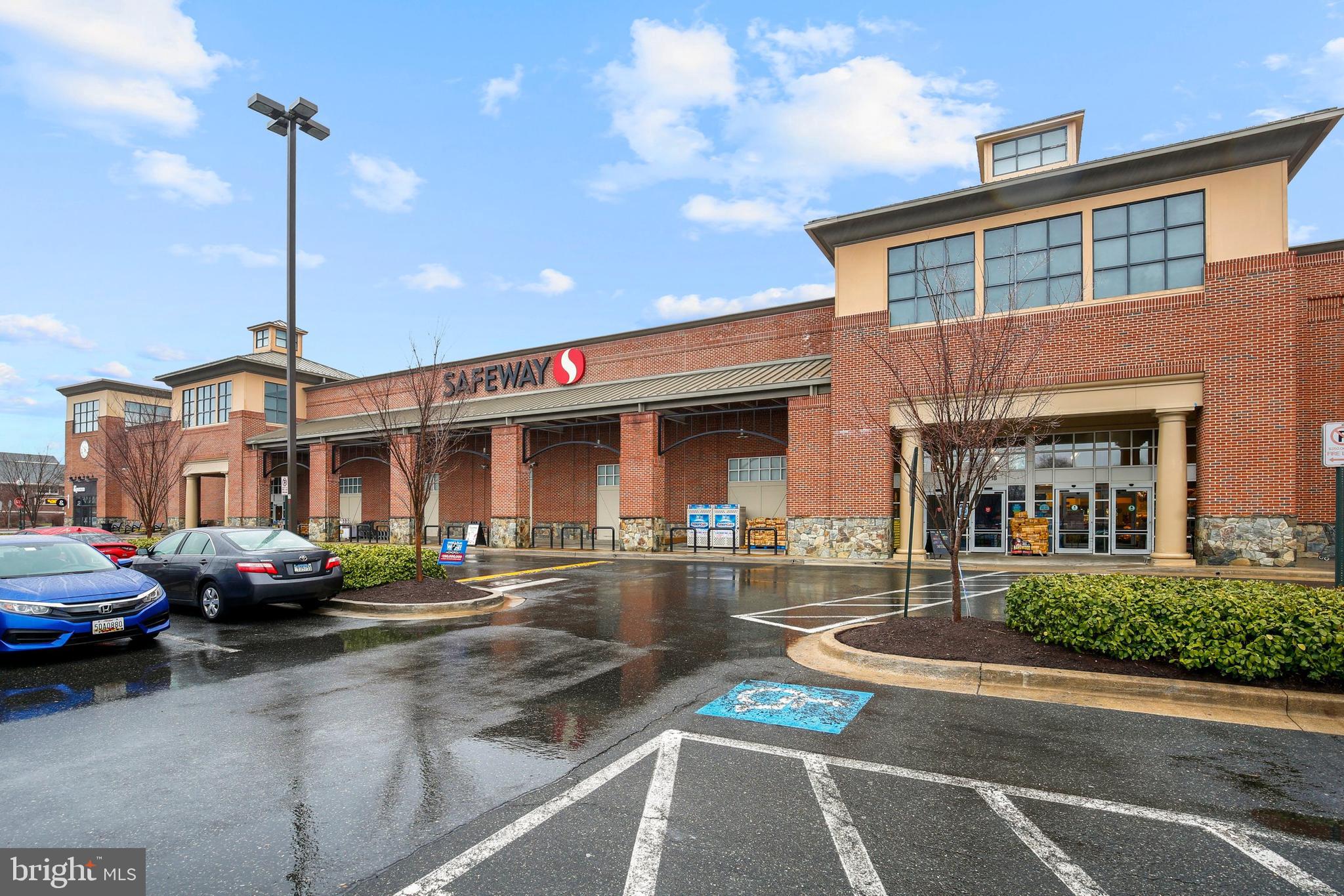 CHURCHILL TOWN SECTOR - Residential