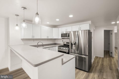 Townhouse For Rent - 1633 Germantown Avenue #2<br/> Philadelphia County, PHILADELPHIA, PA 19122