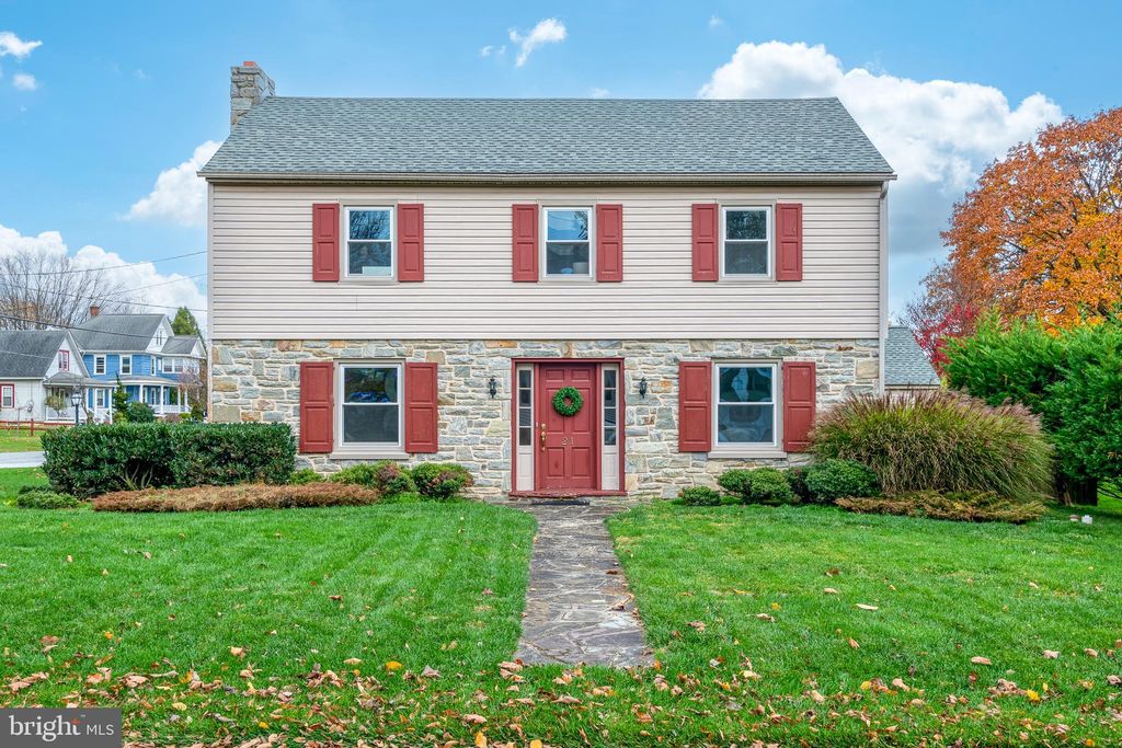 Photo of 21 PINE ST, CHRISTIANA, PA 17509 (MLS # PALA2027582)