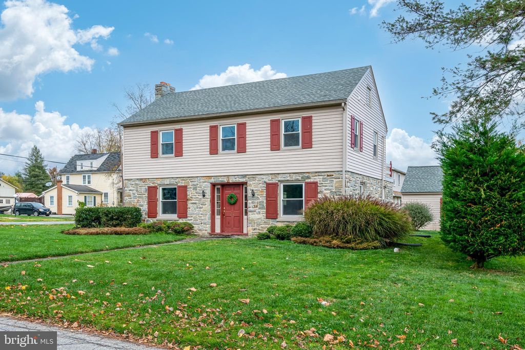 Photo of 21 PINE ST, CHRISTIANA, PA 17509 (MLS # PALA2027582)