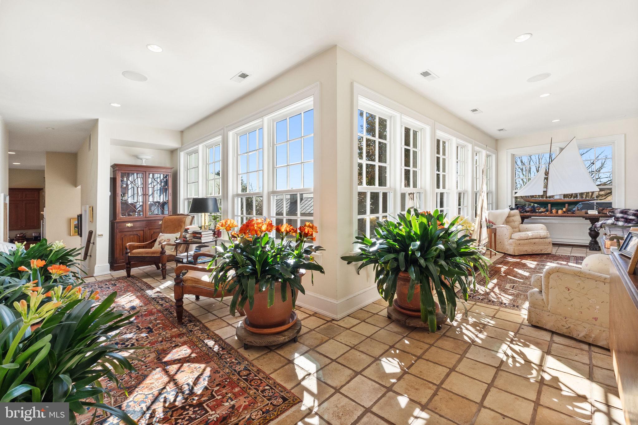 LINCOLN - Residential