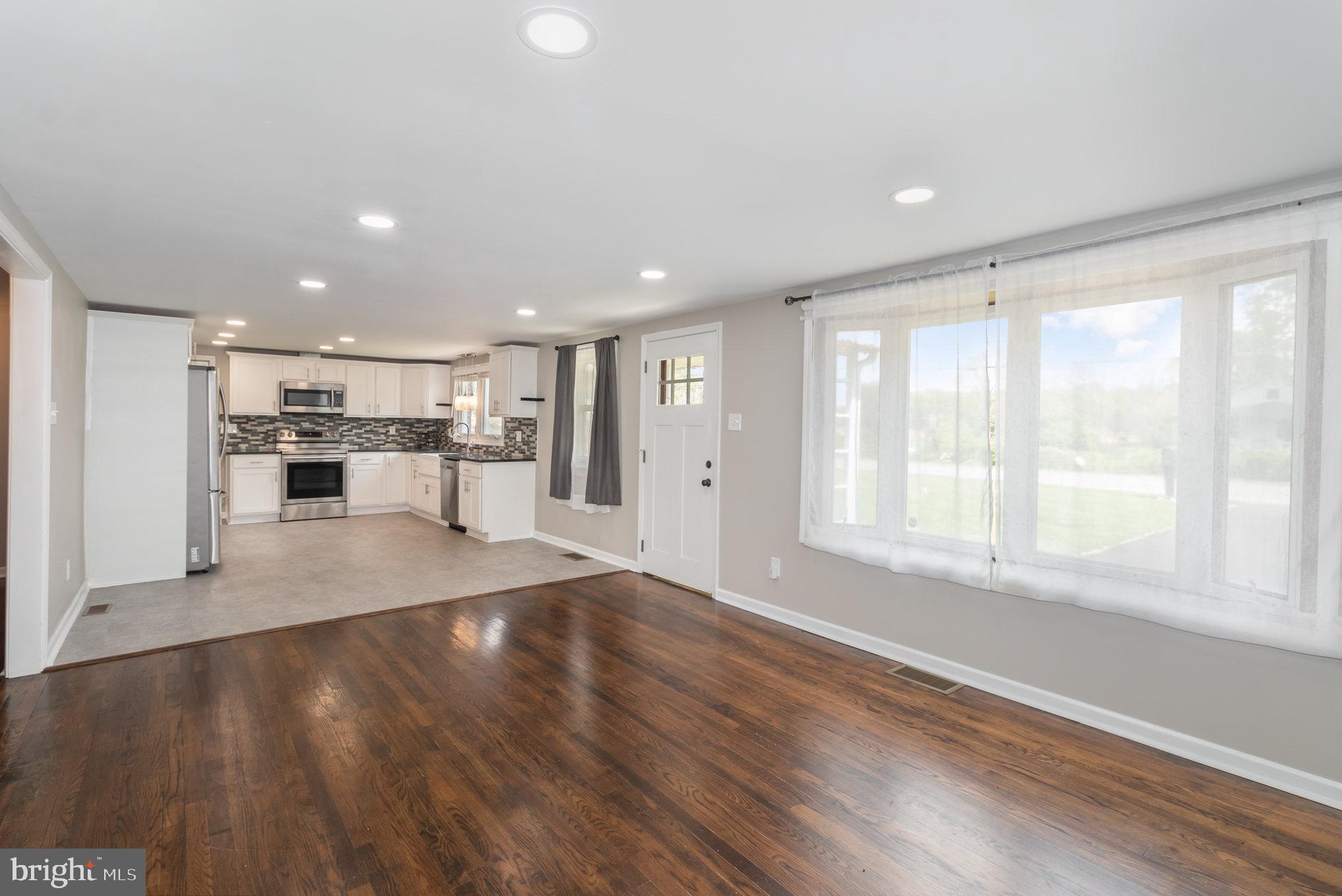 SOUTH MIDDLETON TWP - Residential