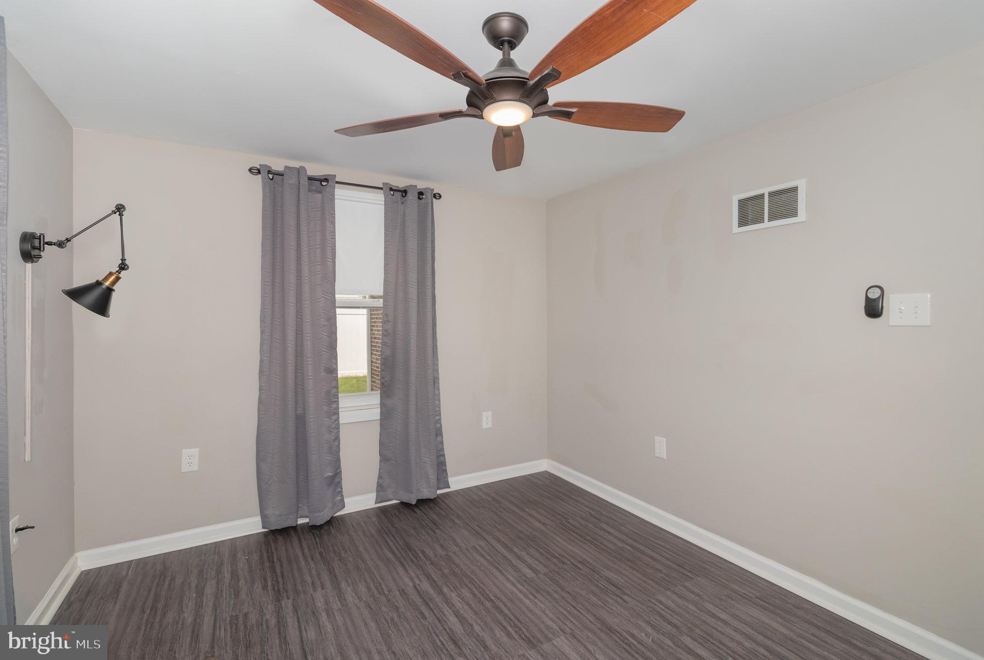 SOUTH MIDDLETON TWP - Residential