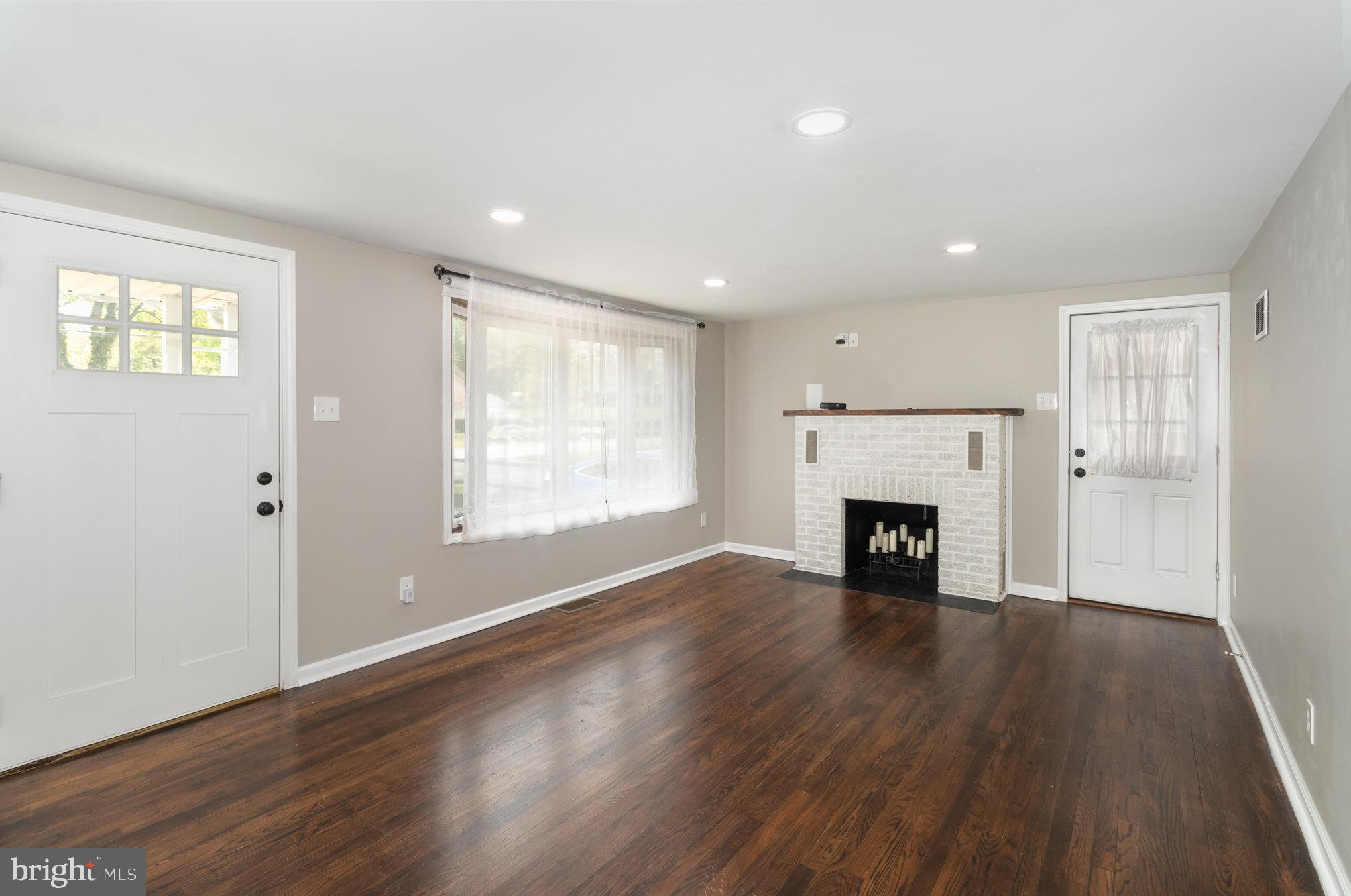 SOUTH MIDDLETON TWP - Residential