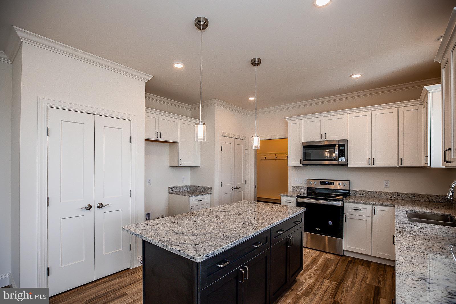 WARWICK TWP - Residential