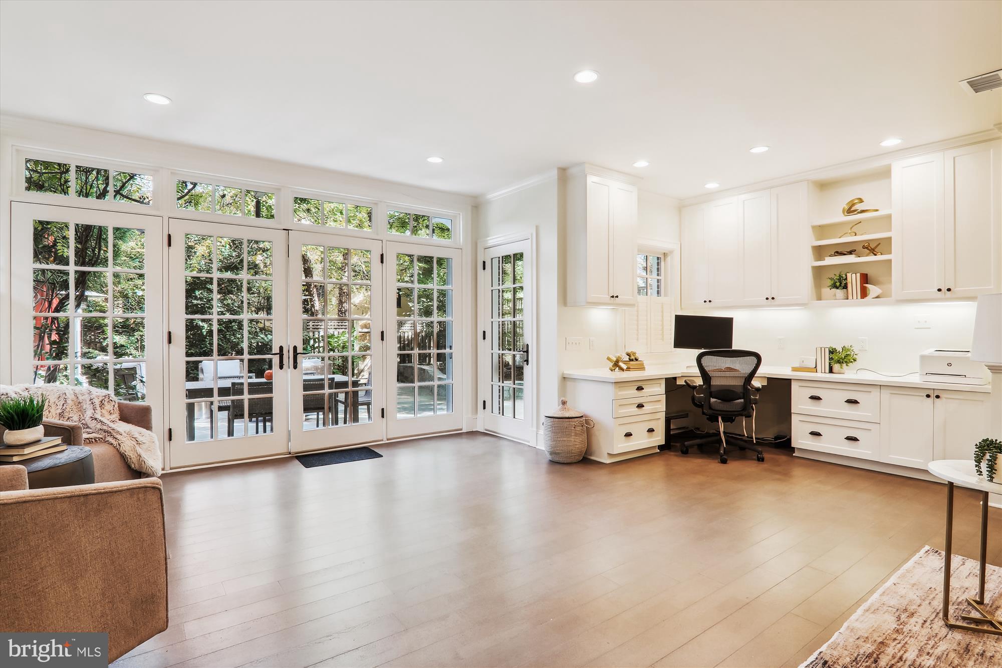 CHEVY CHASE - Residential
