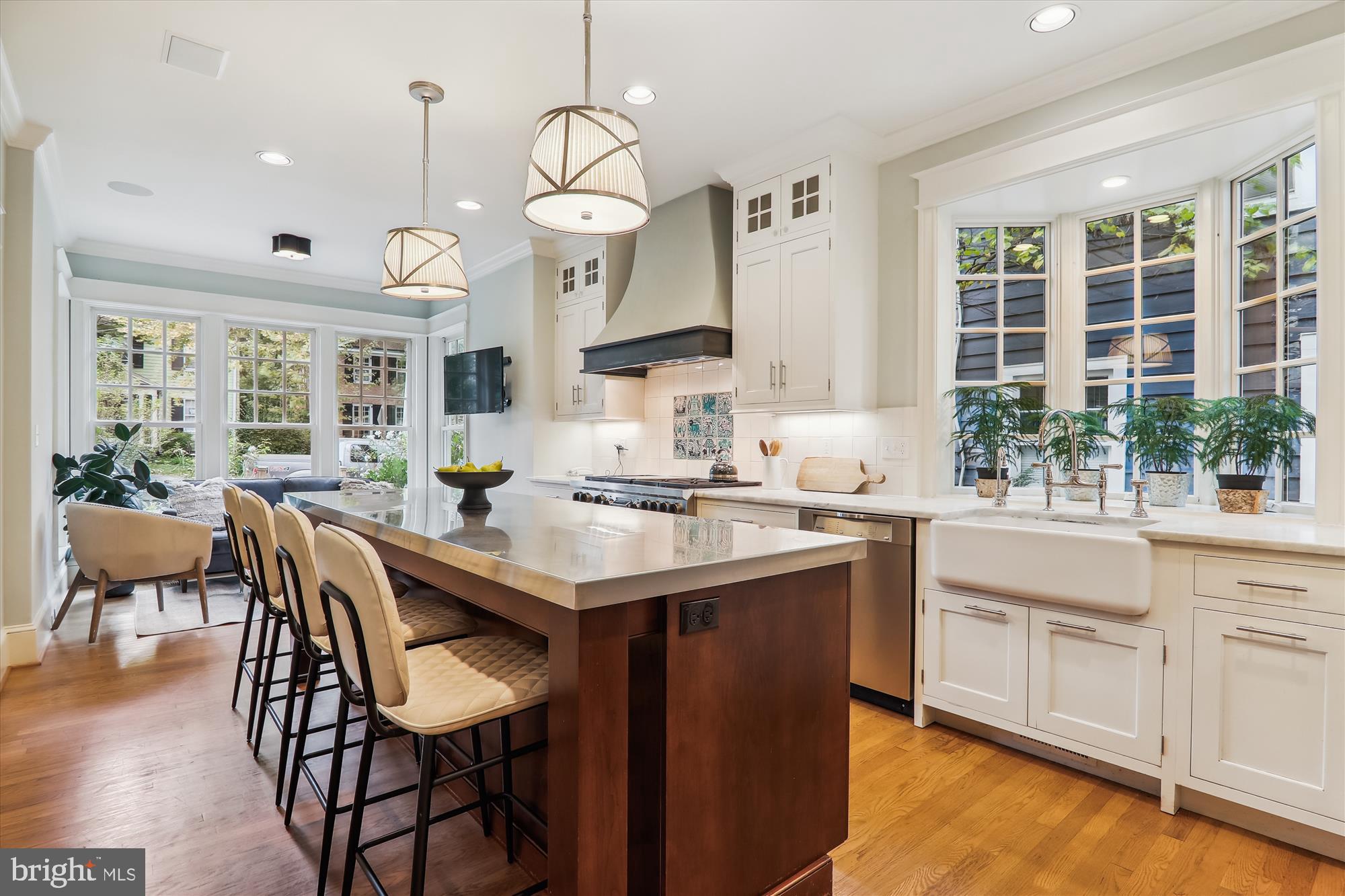 CHEVY CHASE - Residential