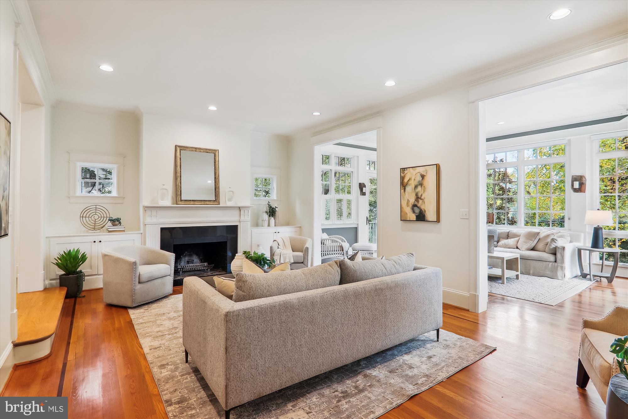CHEVY CHASE - Residential