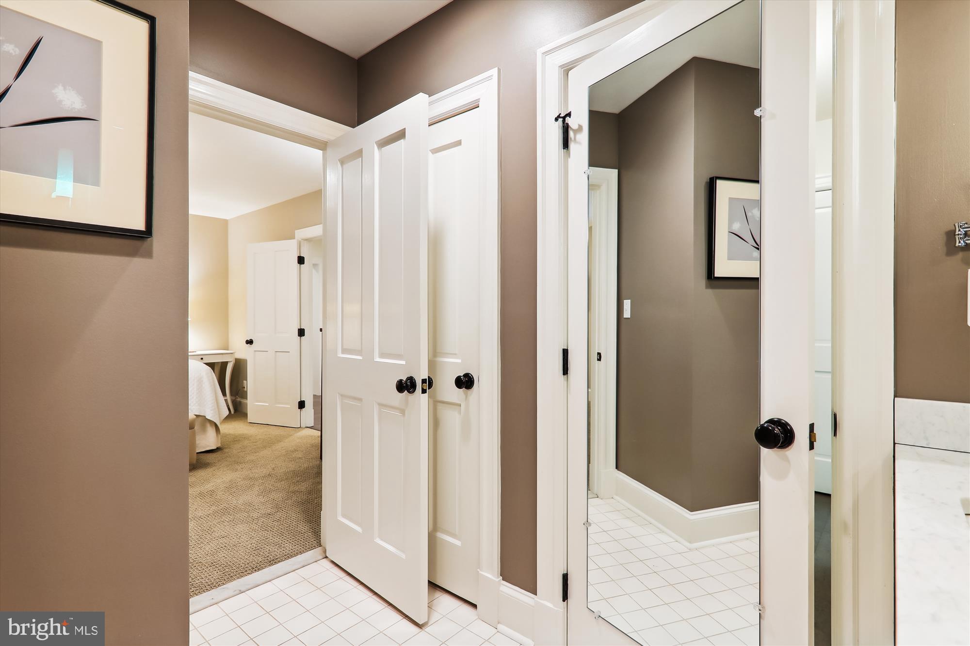 CHEVY CHASE - Residential