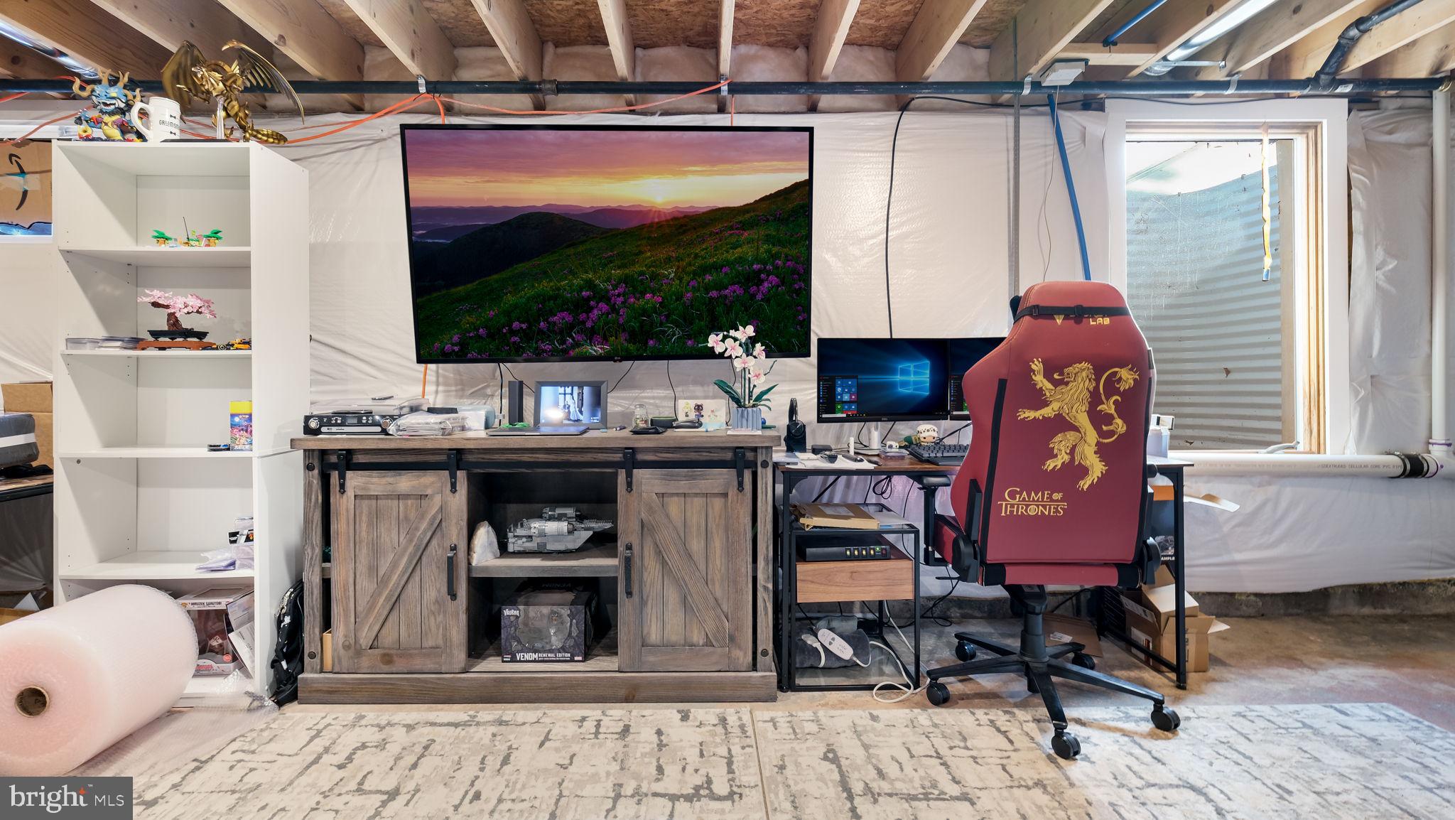 UPLAND VIL - Residential