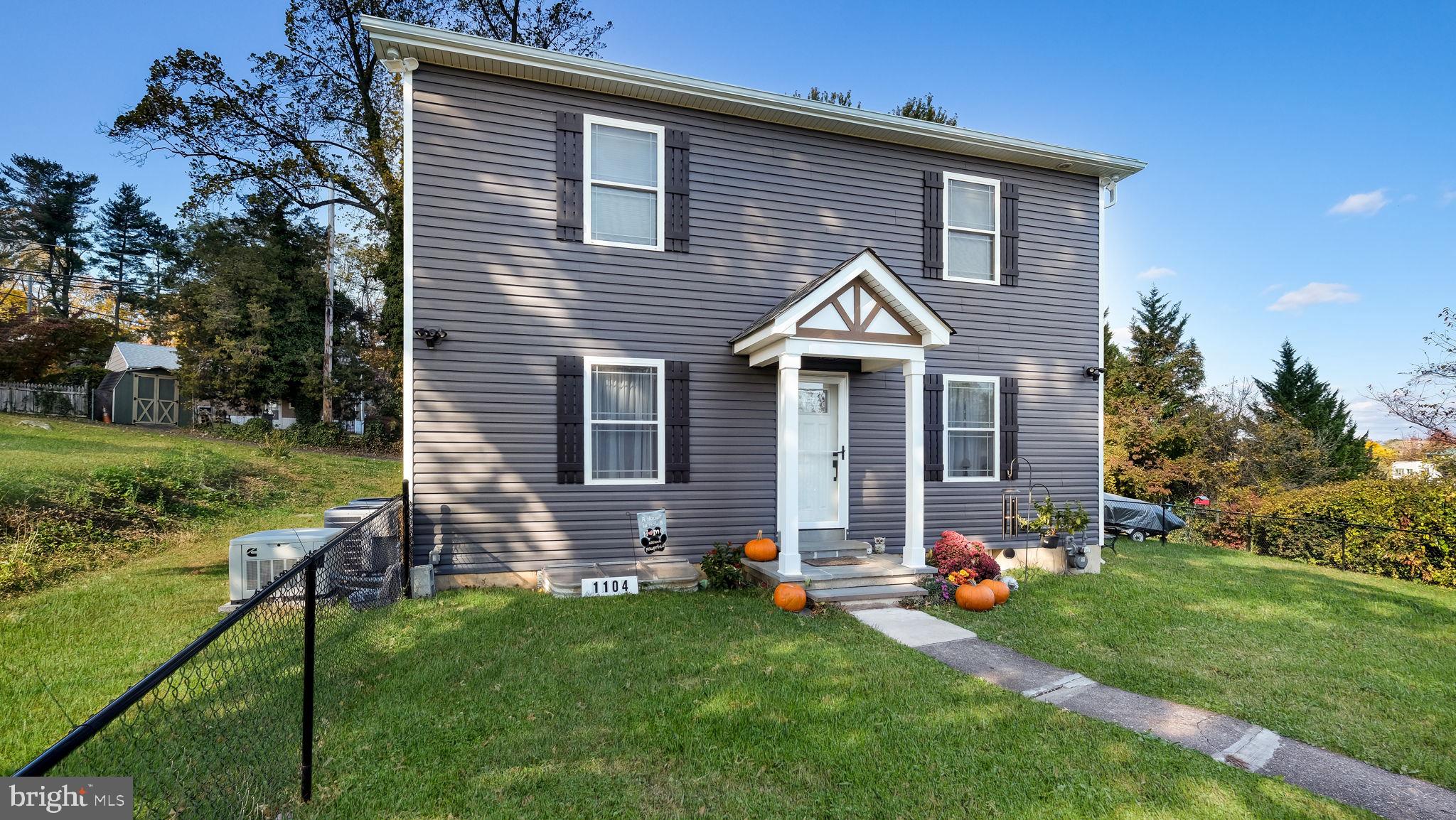1104 N YORK ROAD
