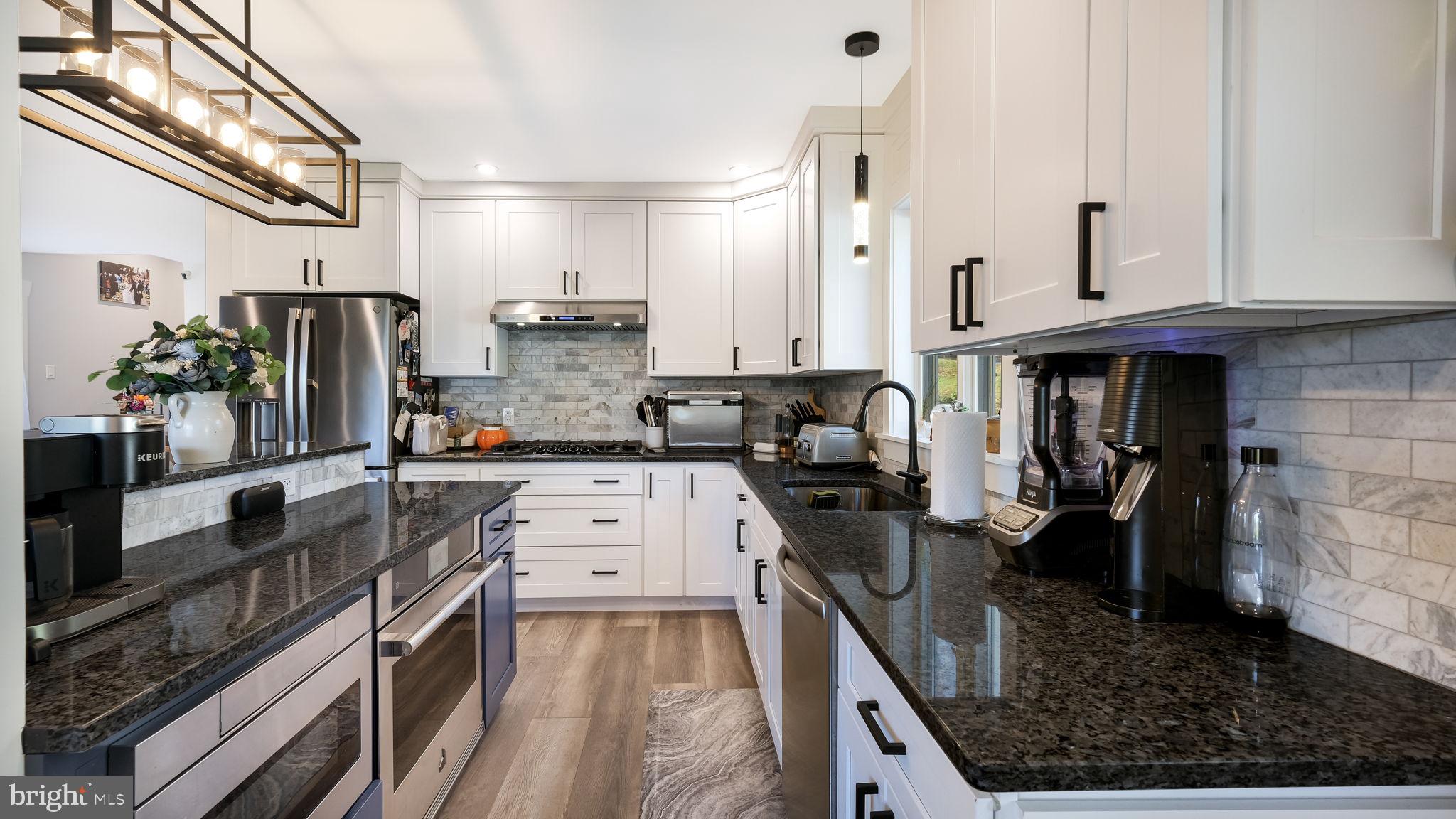 UPLAND VIL - Residential