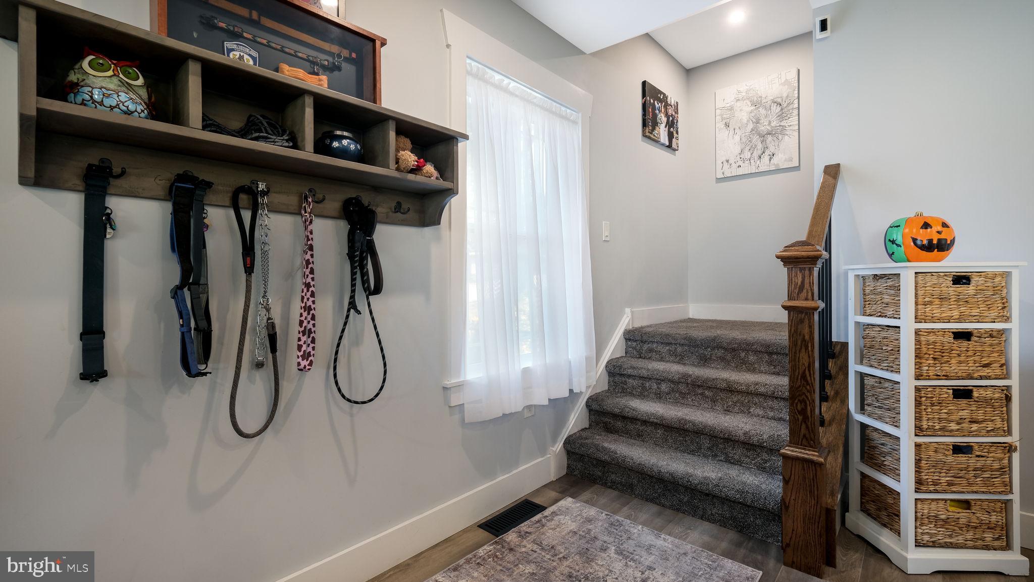 UPLAND VIL - Residential