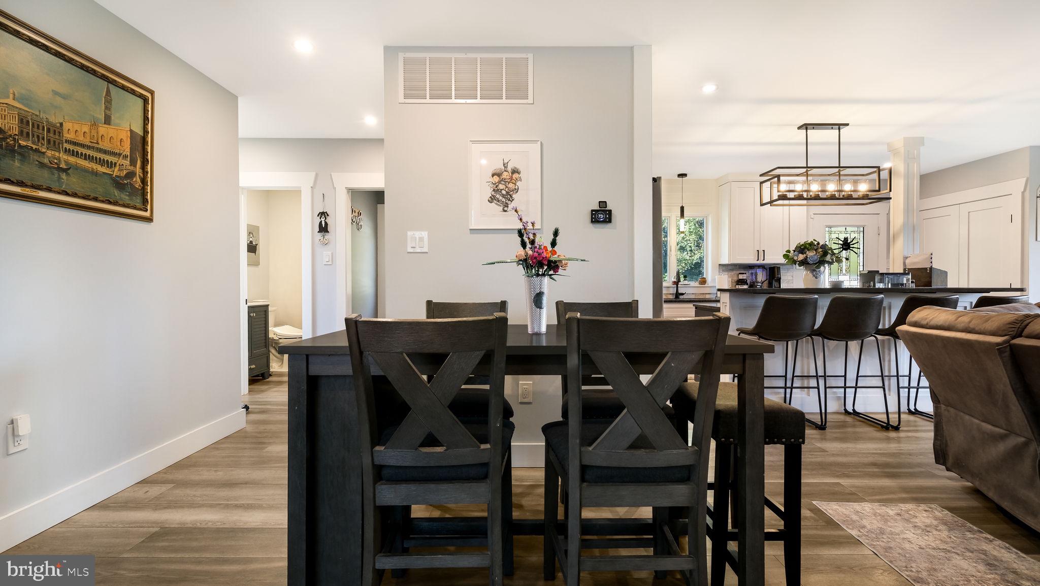 UPLAND VIL - Residential