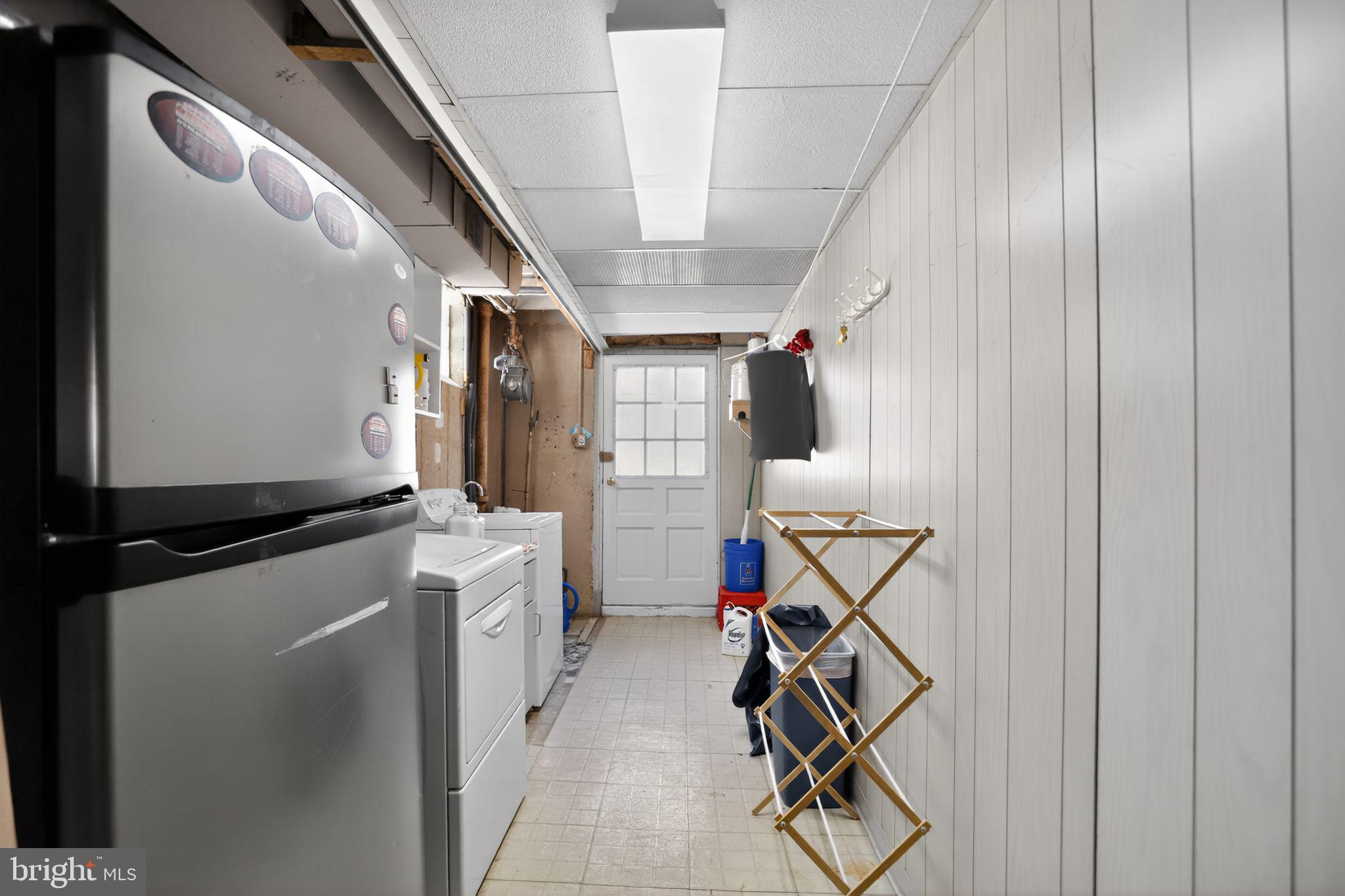 FOX CHASE - Residential