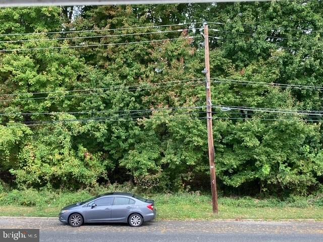 FOX CHASE - Residential