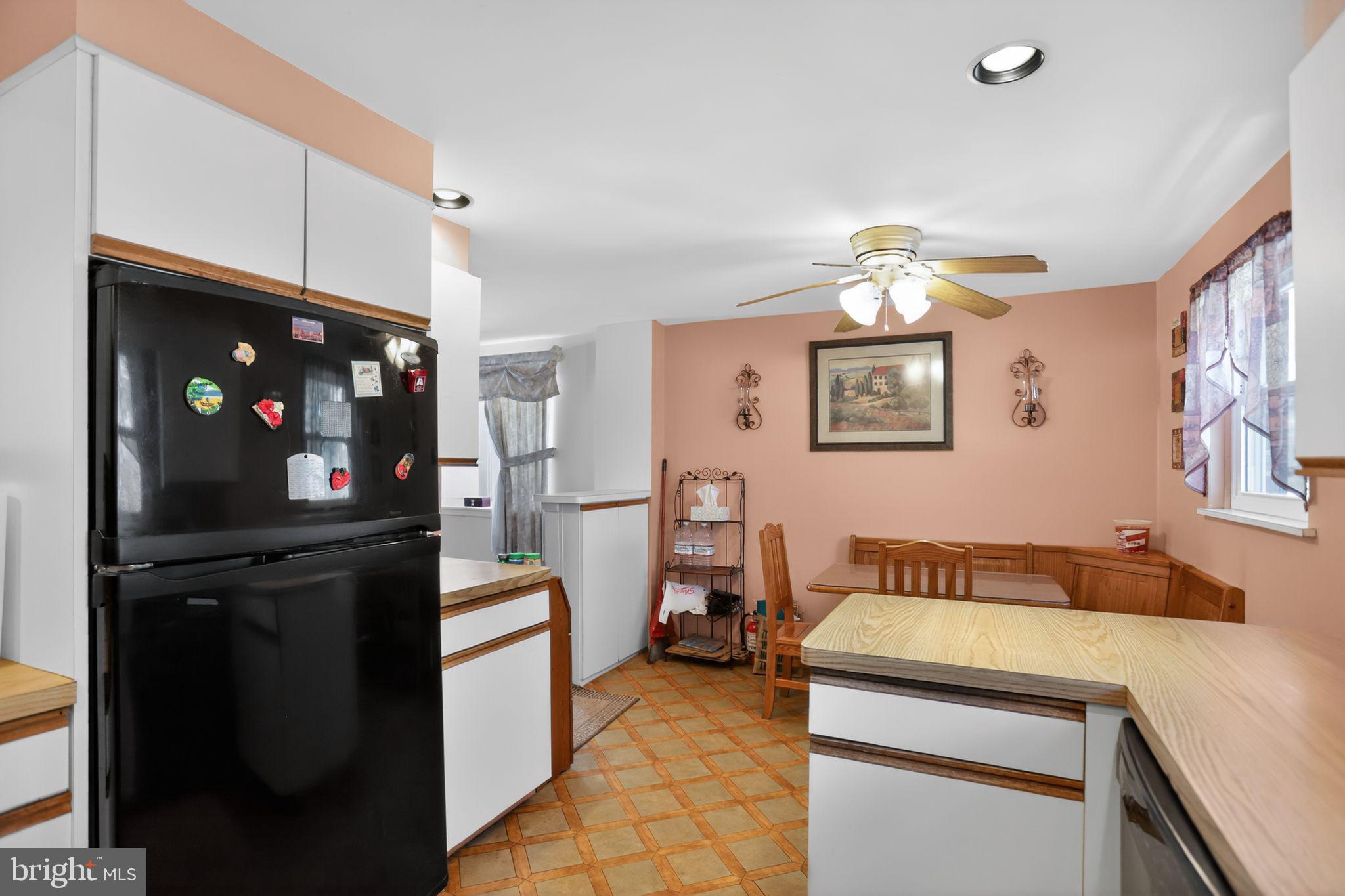 FOX CHASE - Residential