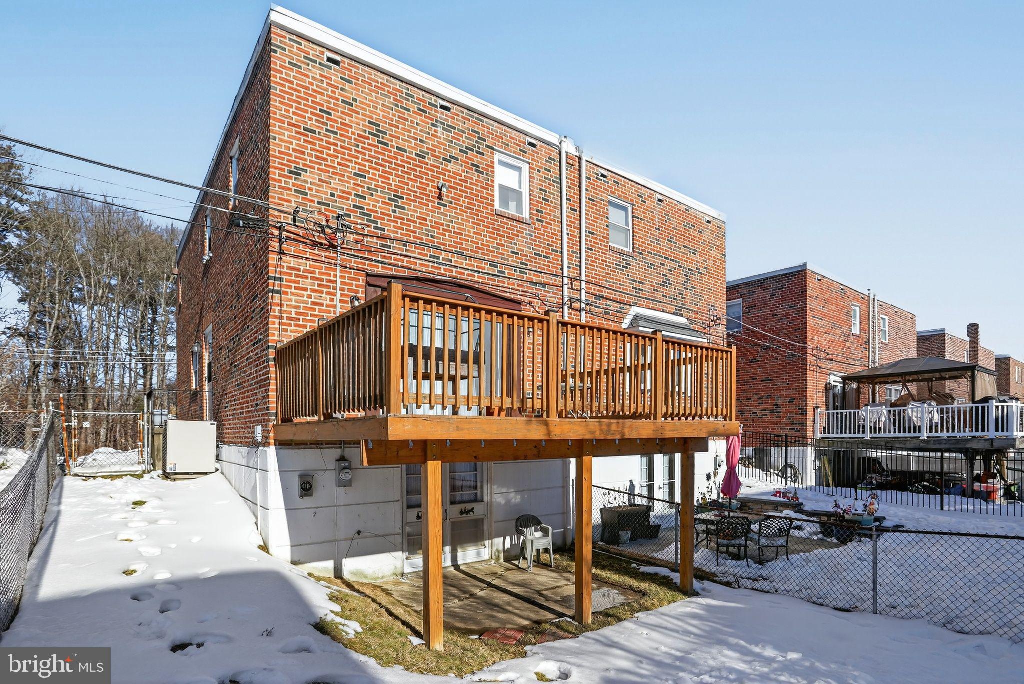 FOX CHASE - Residential