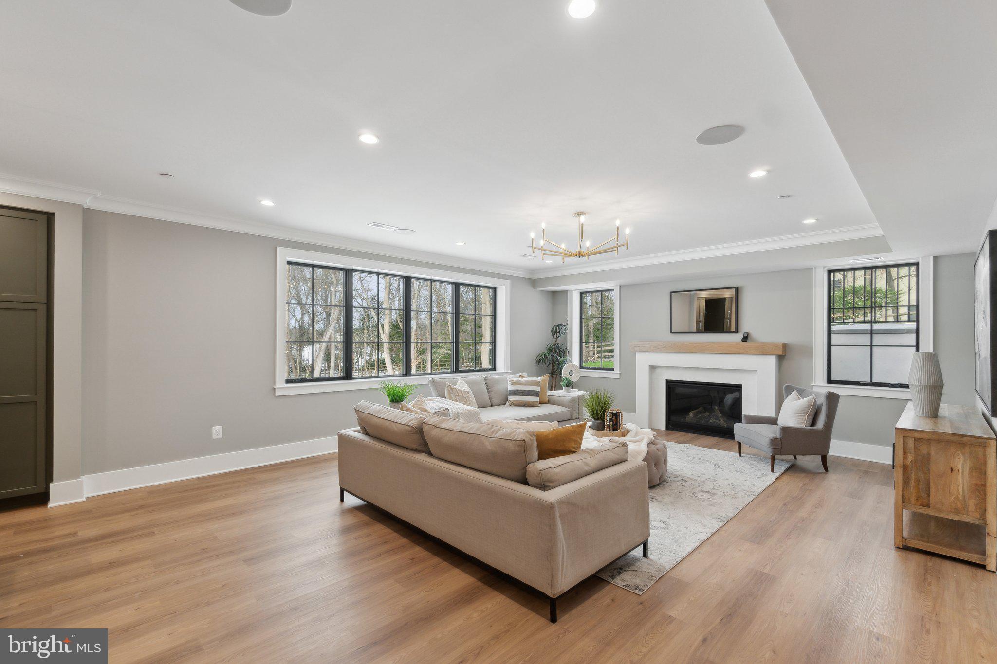 POTOMAC RANCH - Residential