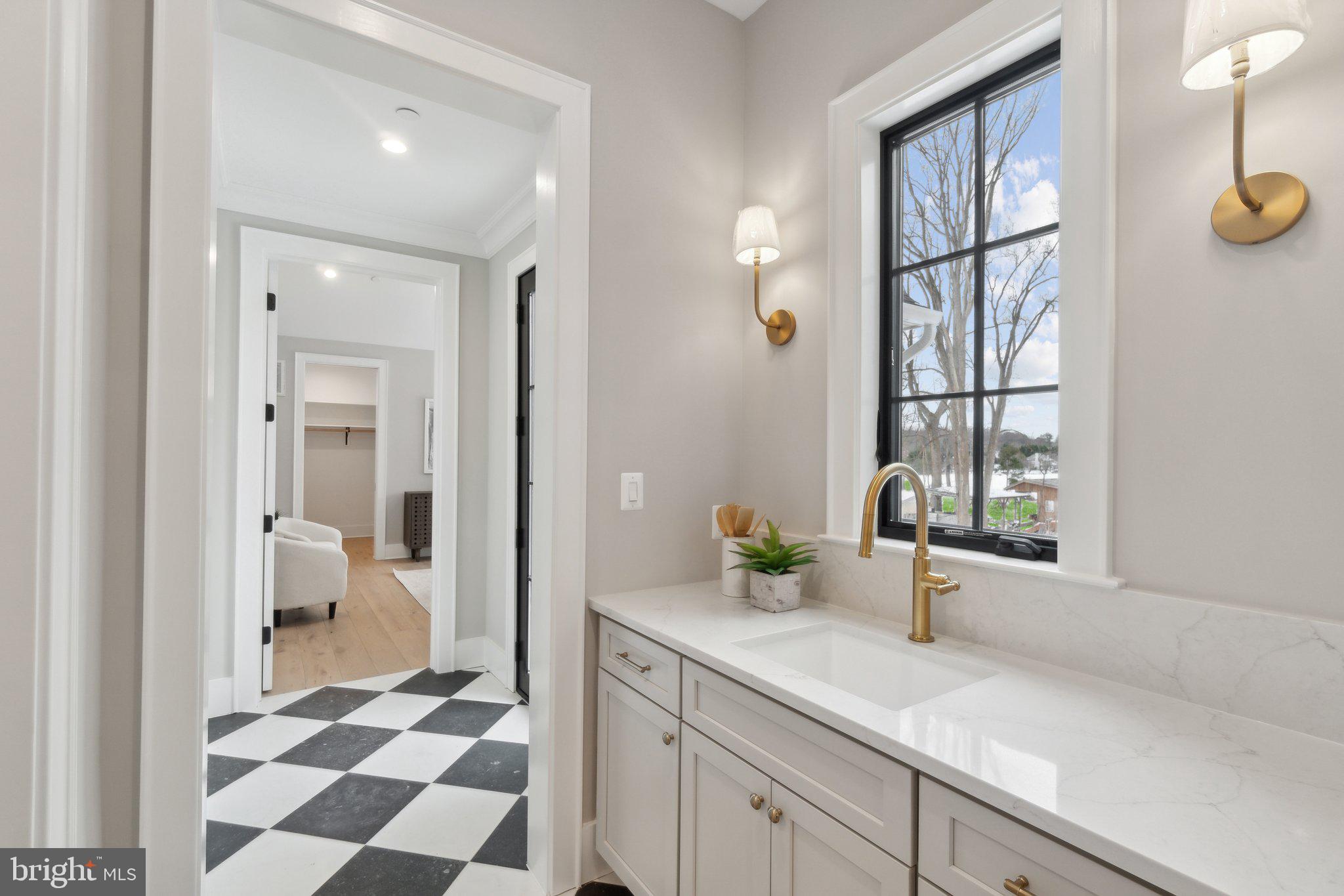 POTOMAC RANCH - Residential