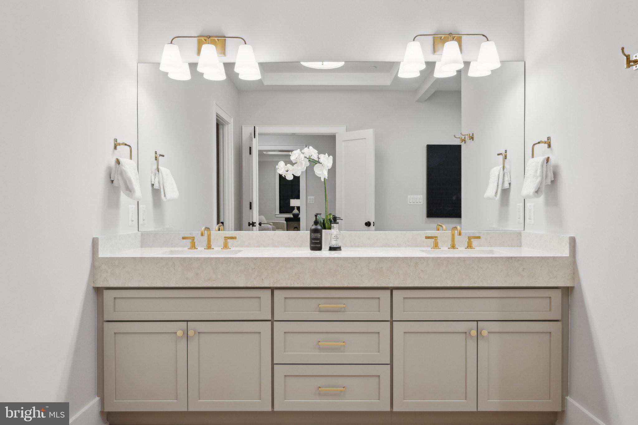 POTOMAC RANCH - Residential