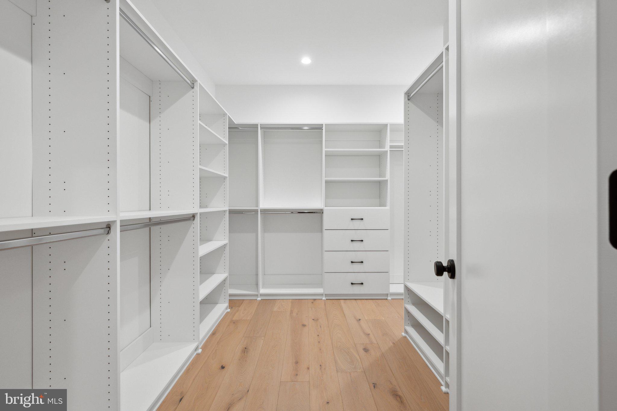 POTOMAC RANCH - Residential