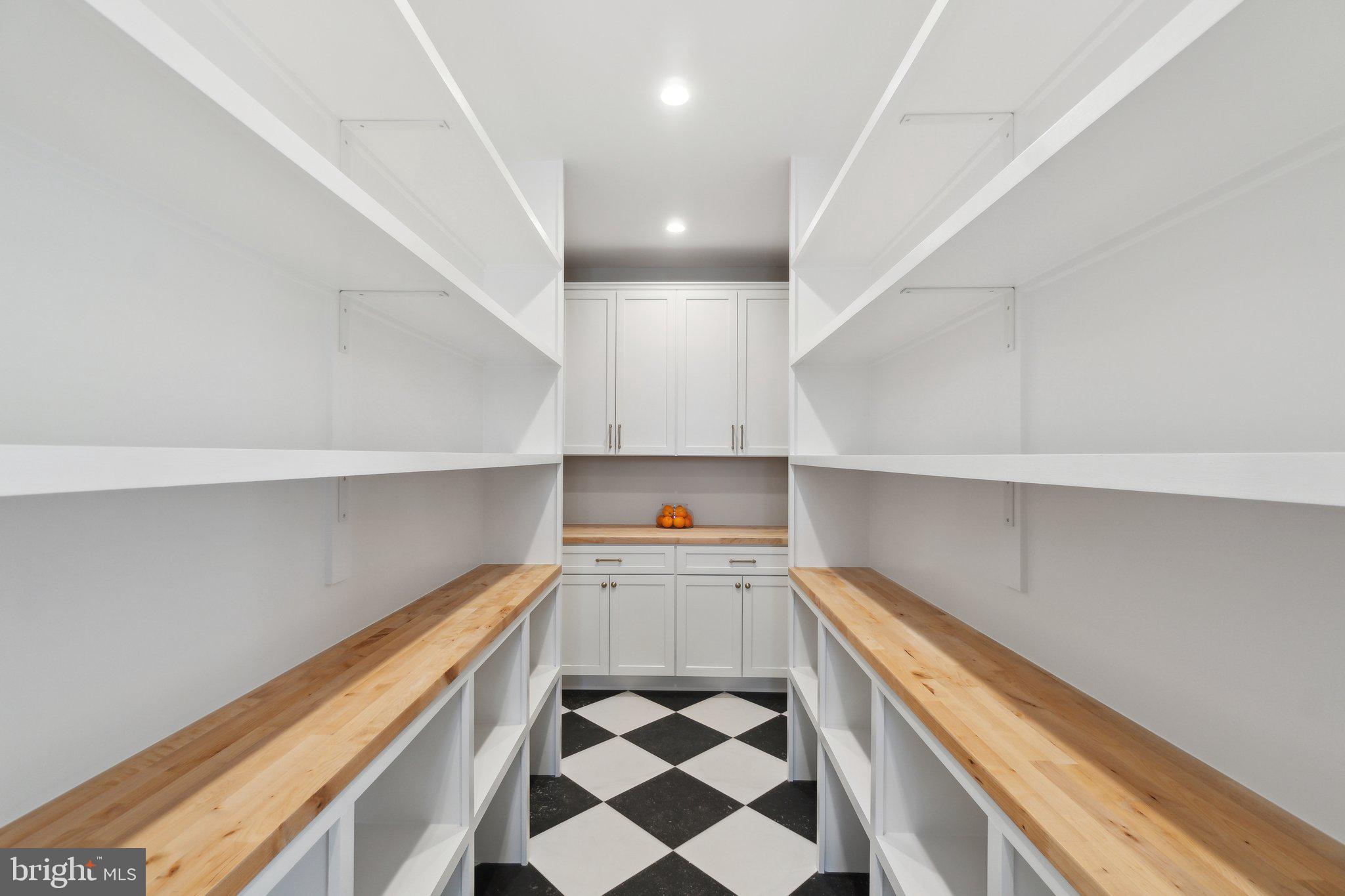 POTOMAC RANCH - Residential