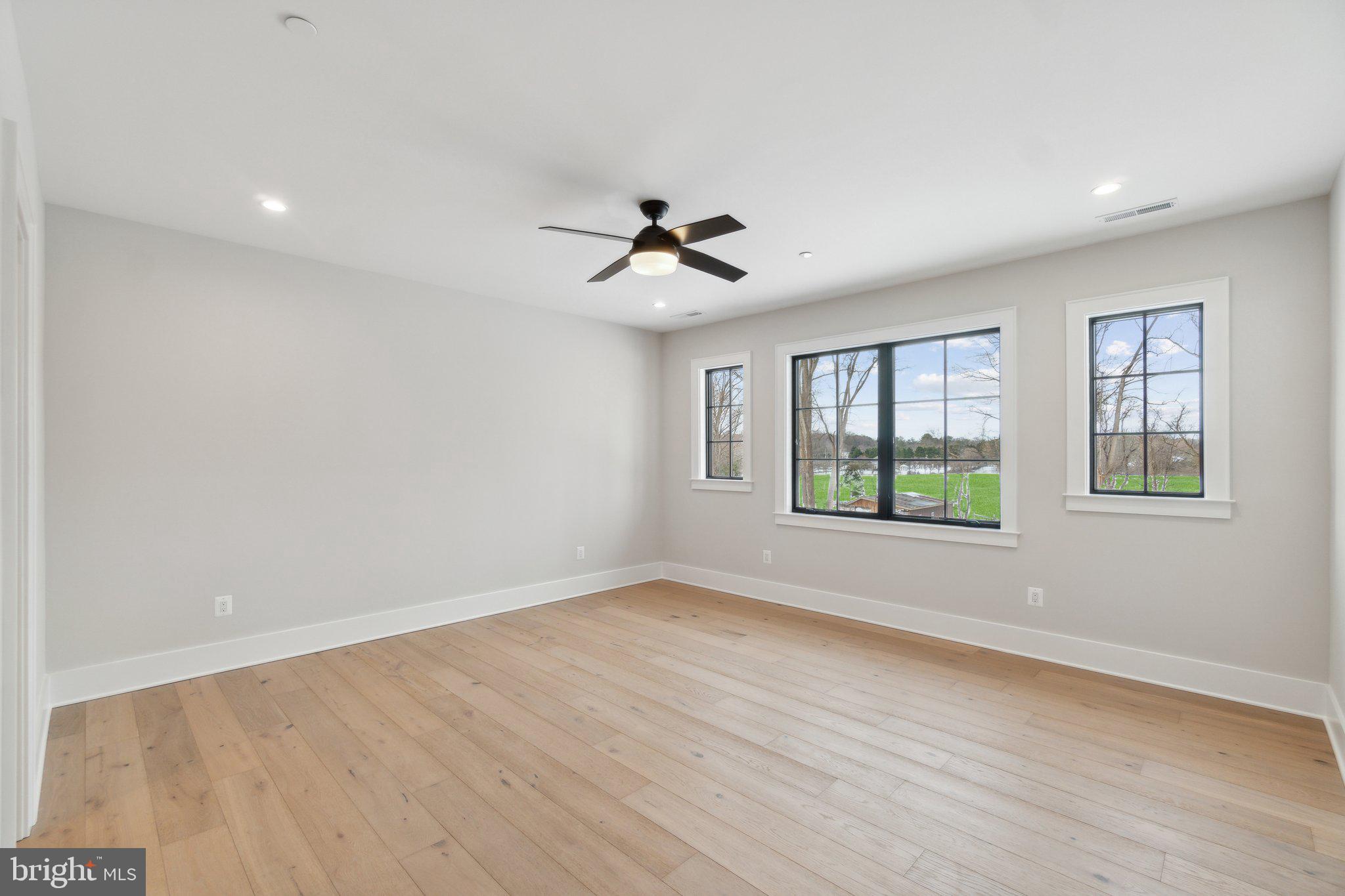 POTOMAC RANCH - Residential