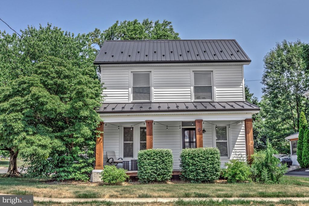 Photo of 15 W Main Street, Brownstown, PA 17508 (MLS # PALA2054120)