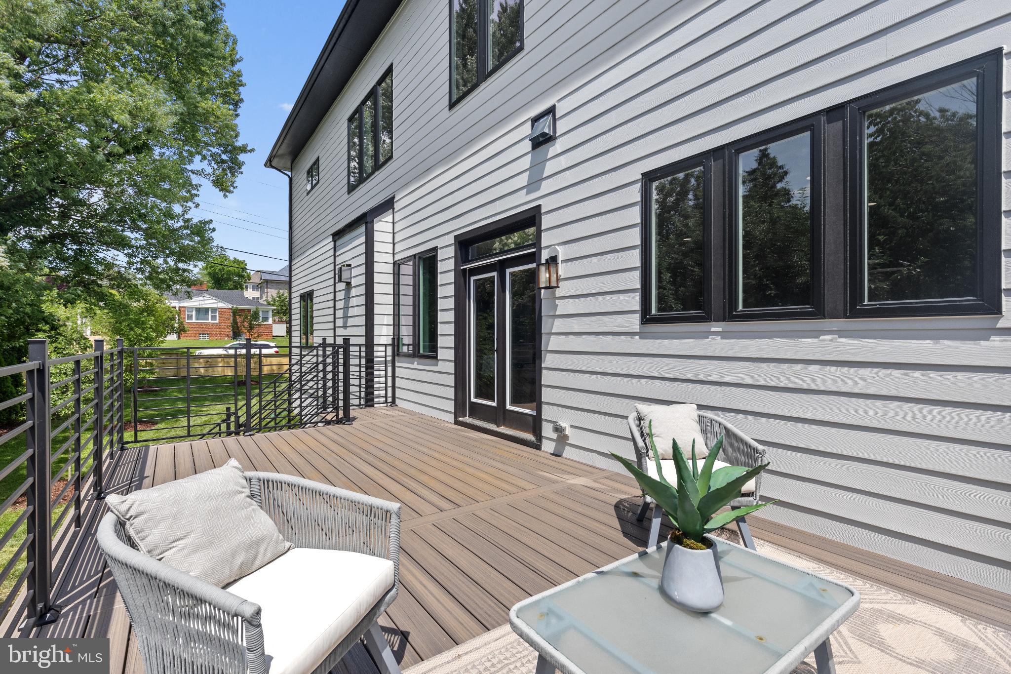 CHESTERBROOK GARDENS - Residential