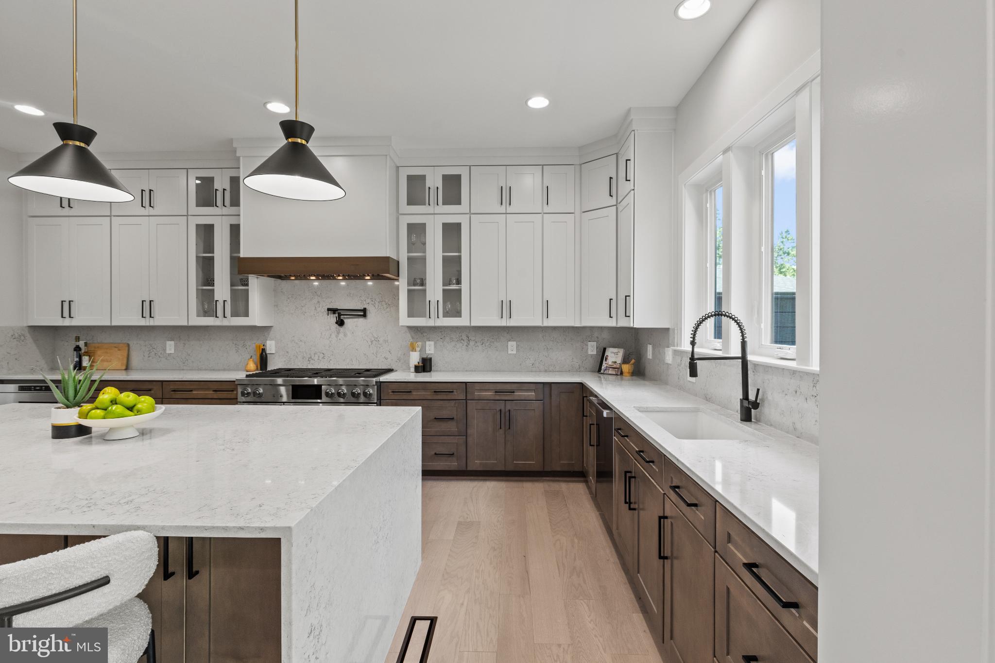 CHESTERBROOK GARDENS - Residential