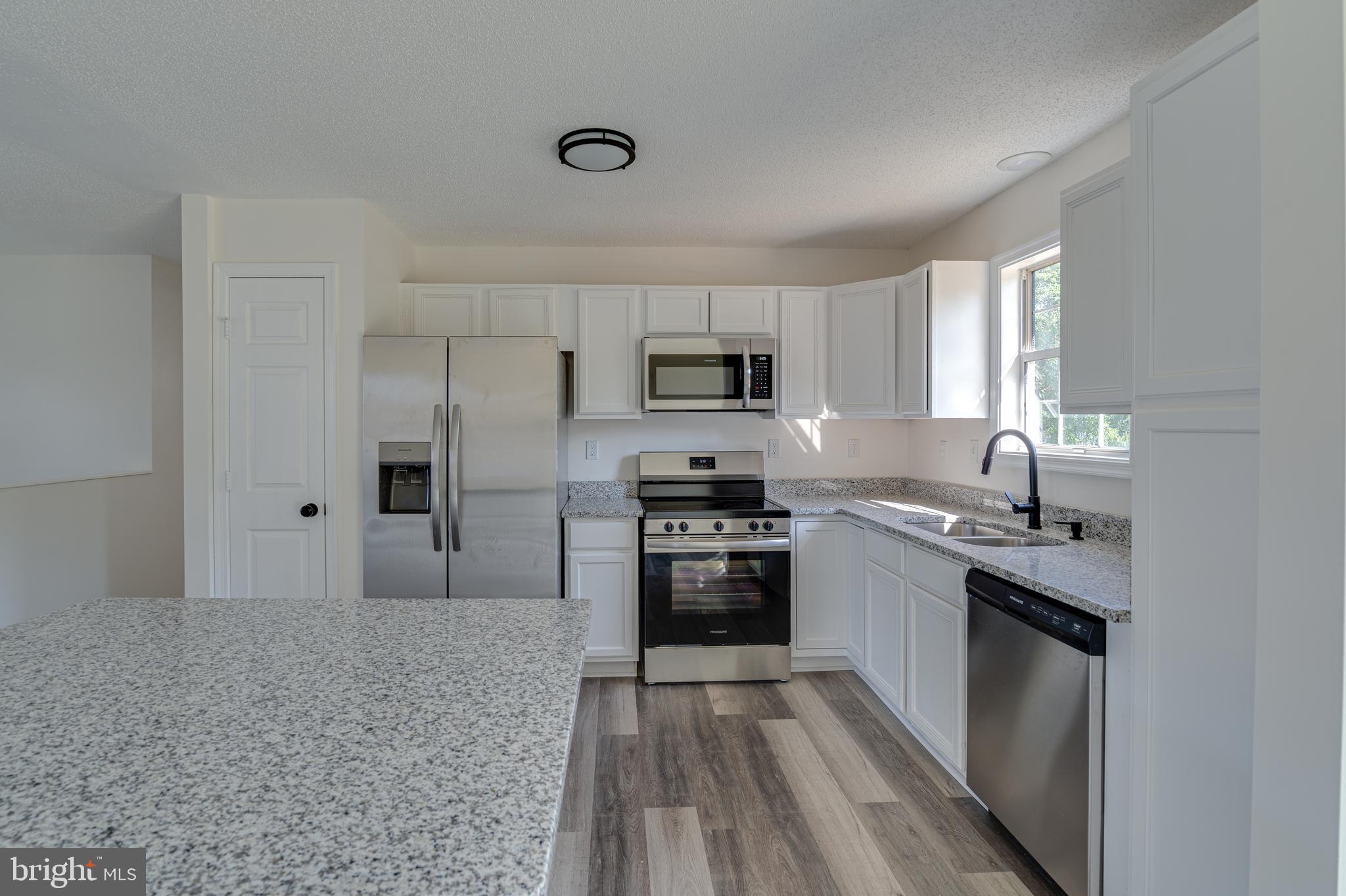 FAIRGROUND HEIGHTS - Residential