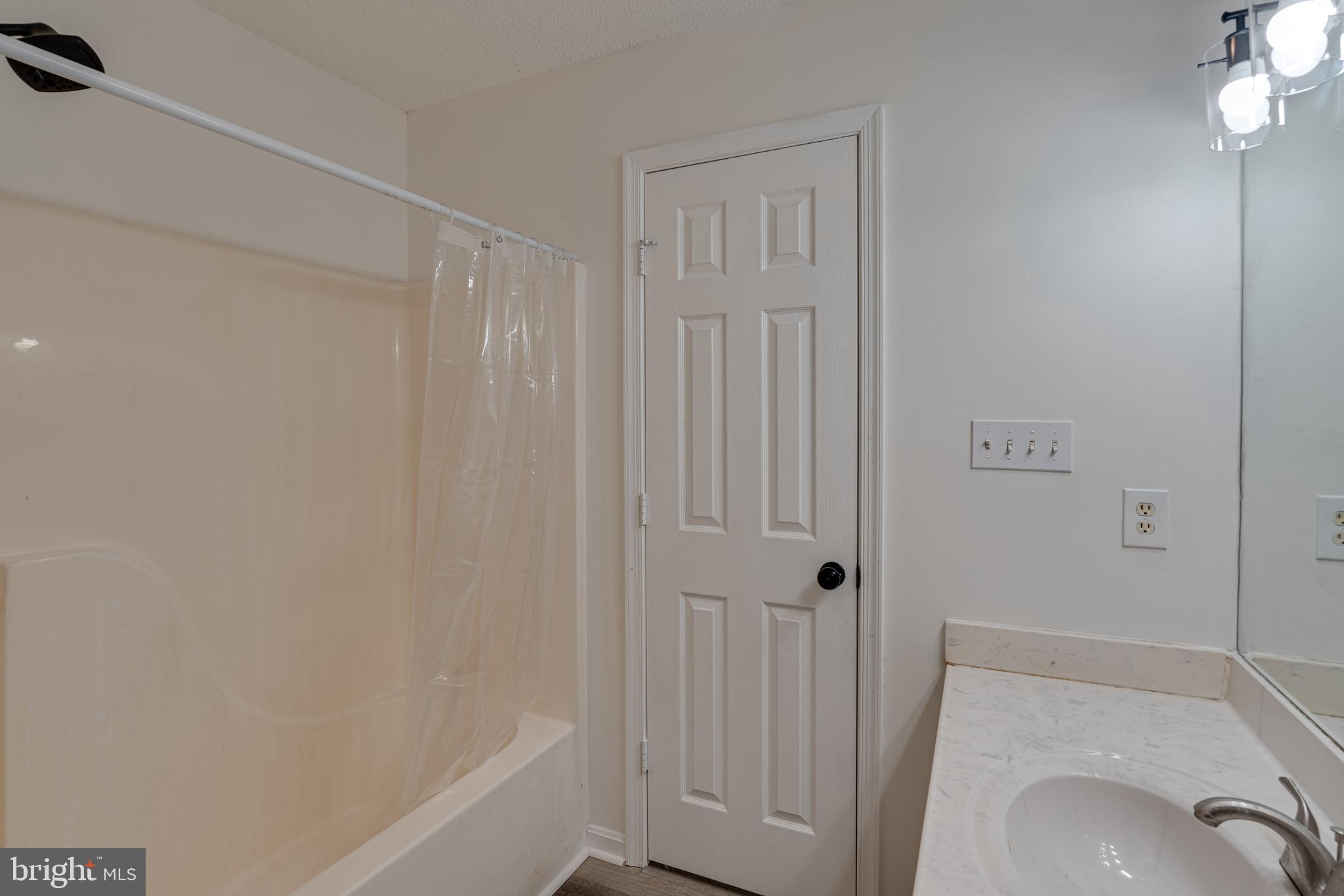 FAIRGROUND HEIGHTS - Residential